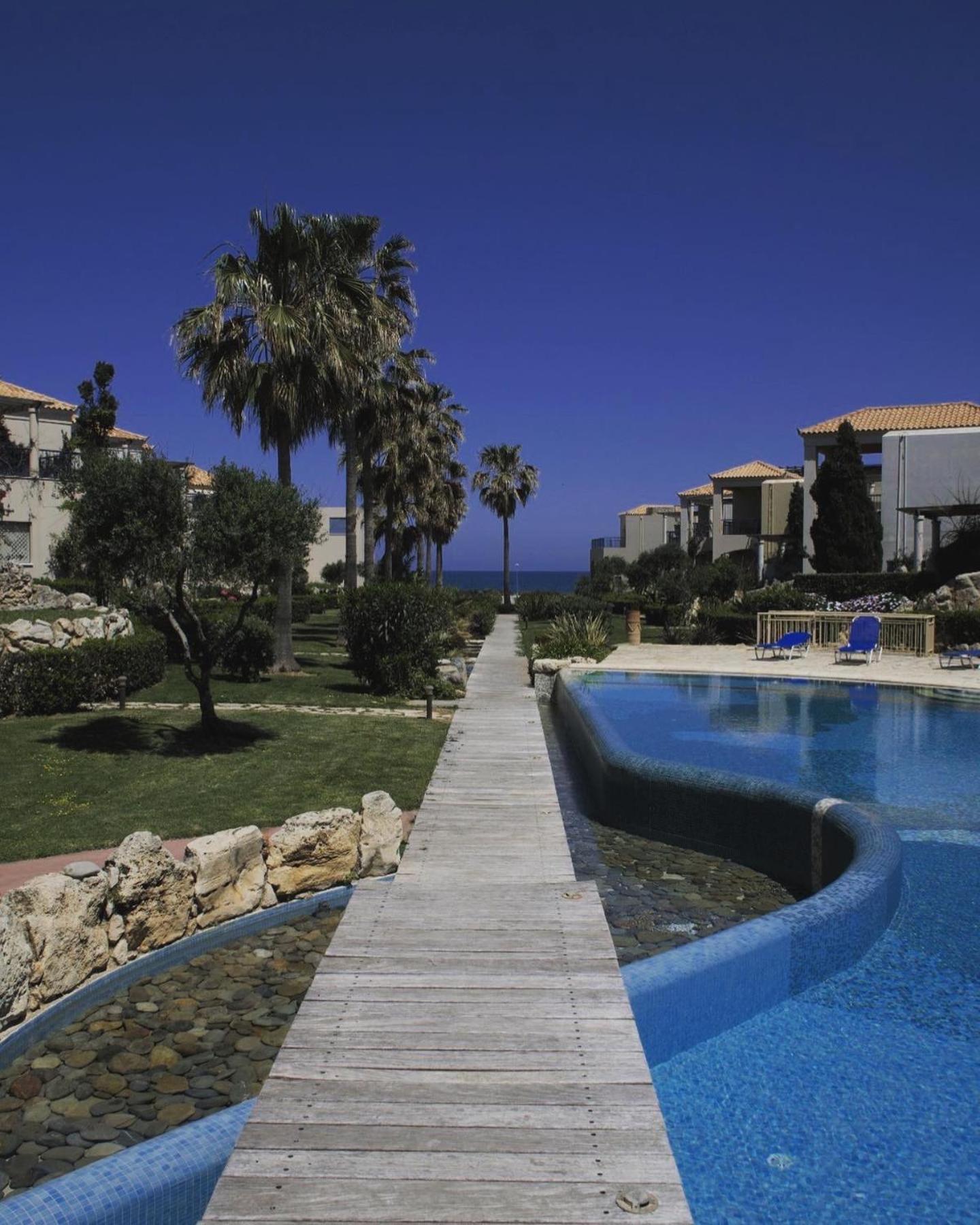 Elias & Casseiopia Villa