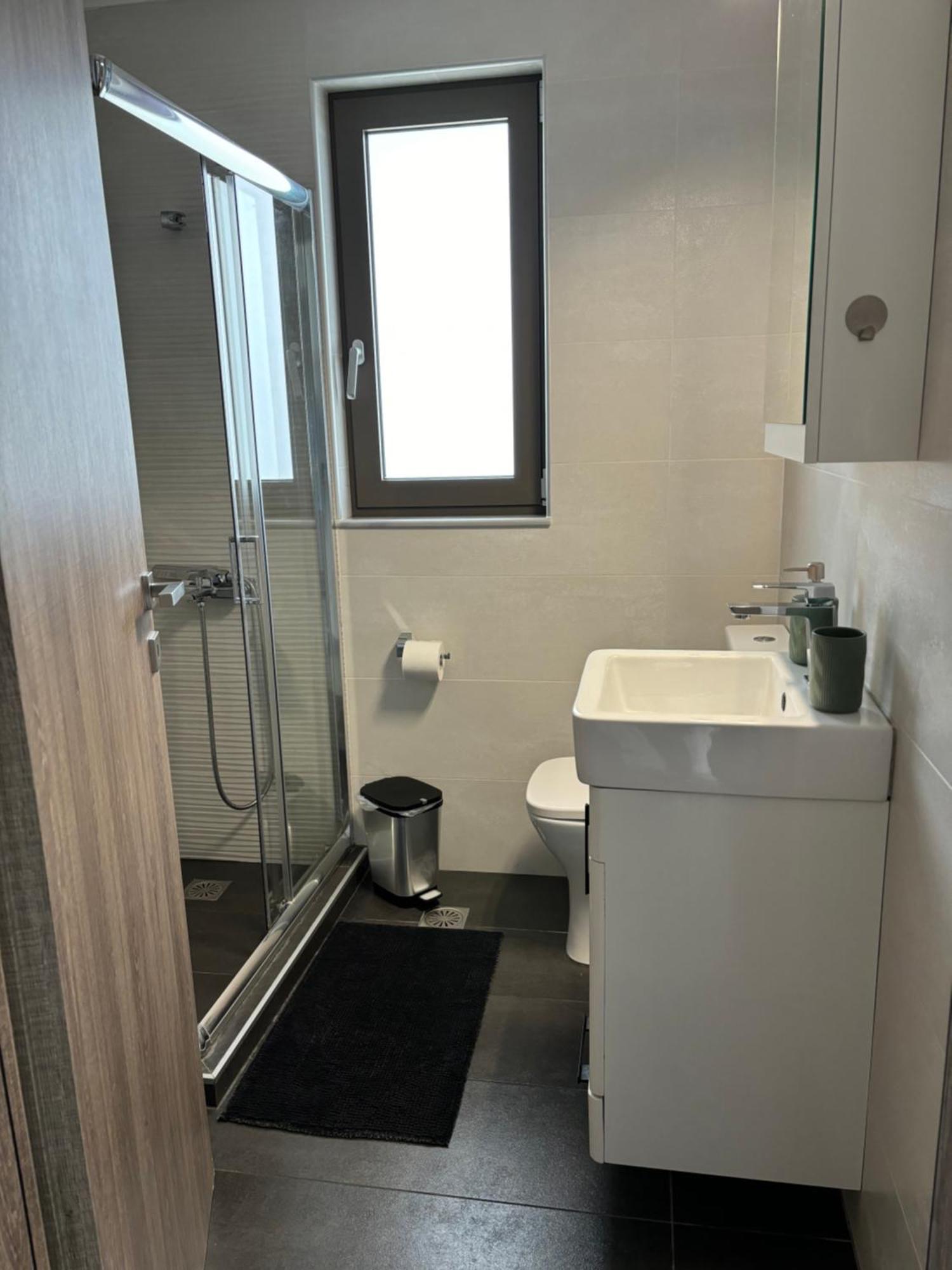 Zonapartments A Sea View-city Center Apartment *