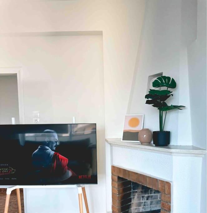 Linear Flat - Center - Private Parking Apartment *