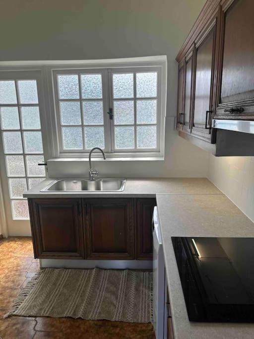 Linear Flat - Center - Private Parking Apartment