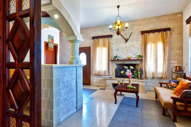 Villa Cretan Castle