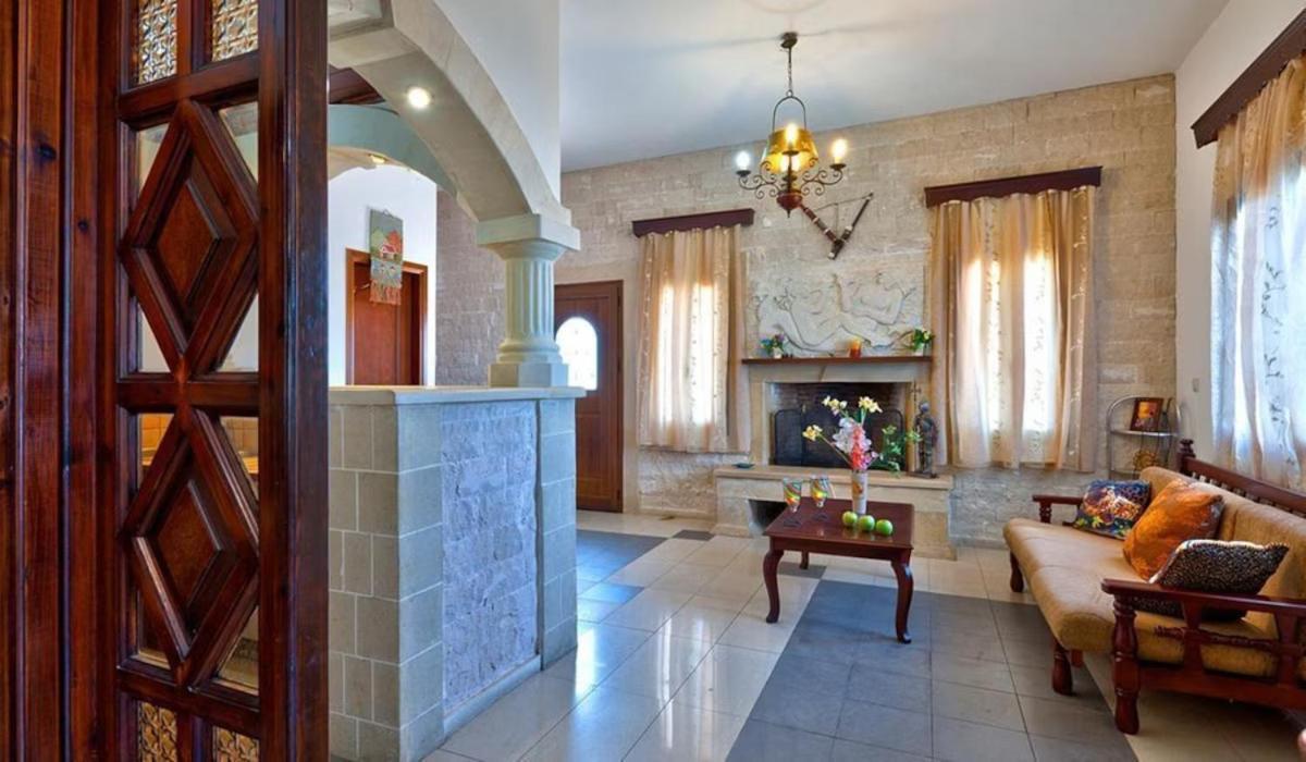 Villa Cretan Castle *