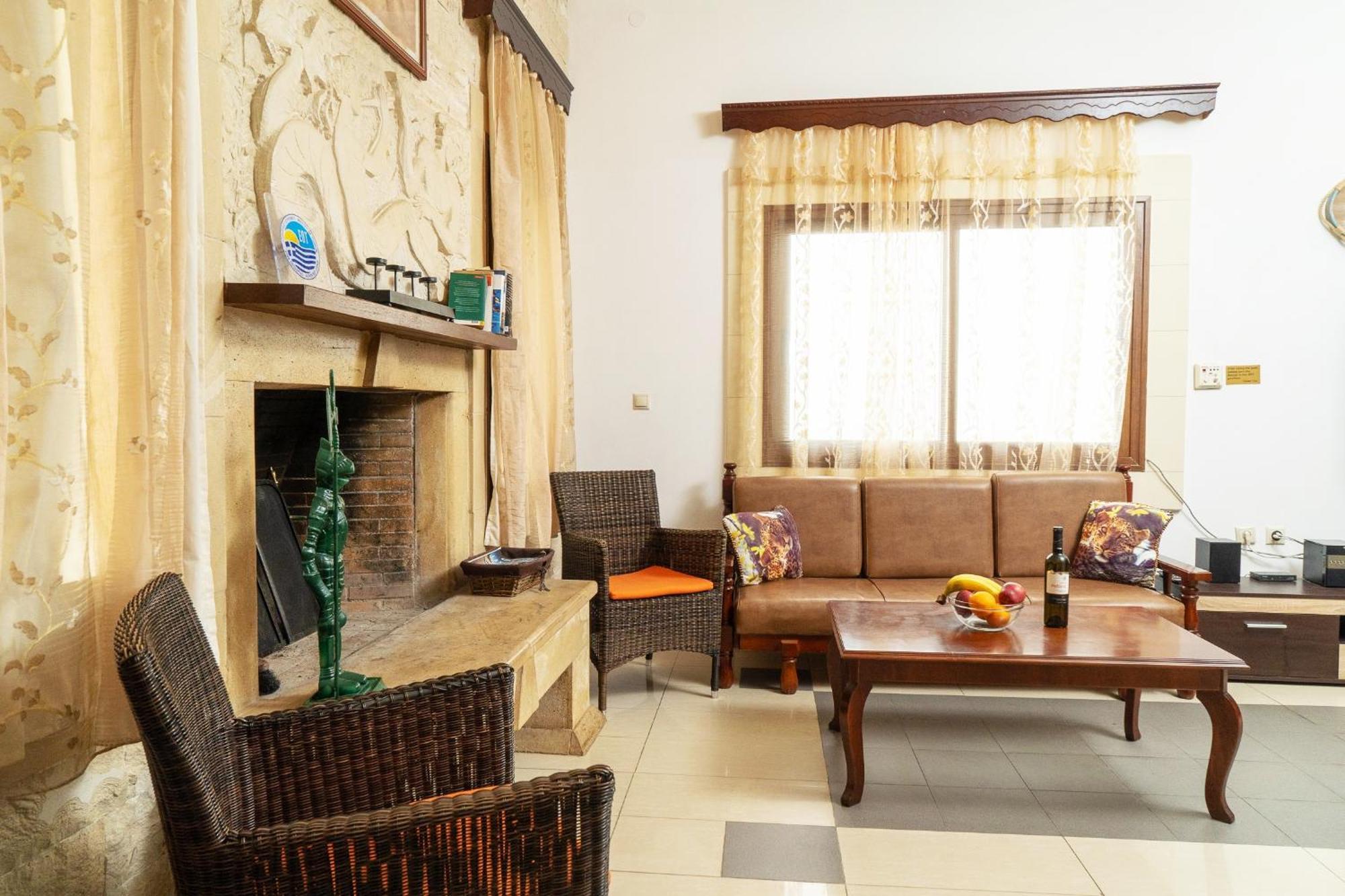 Cretan Castle Villa *