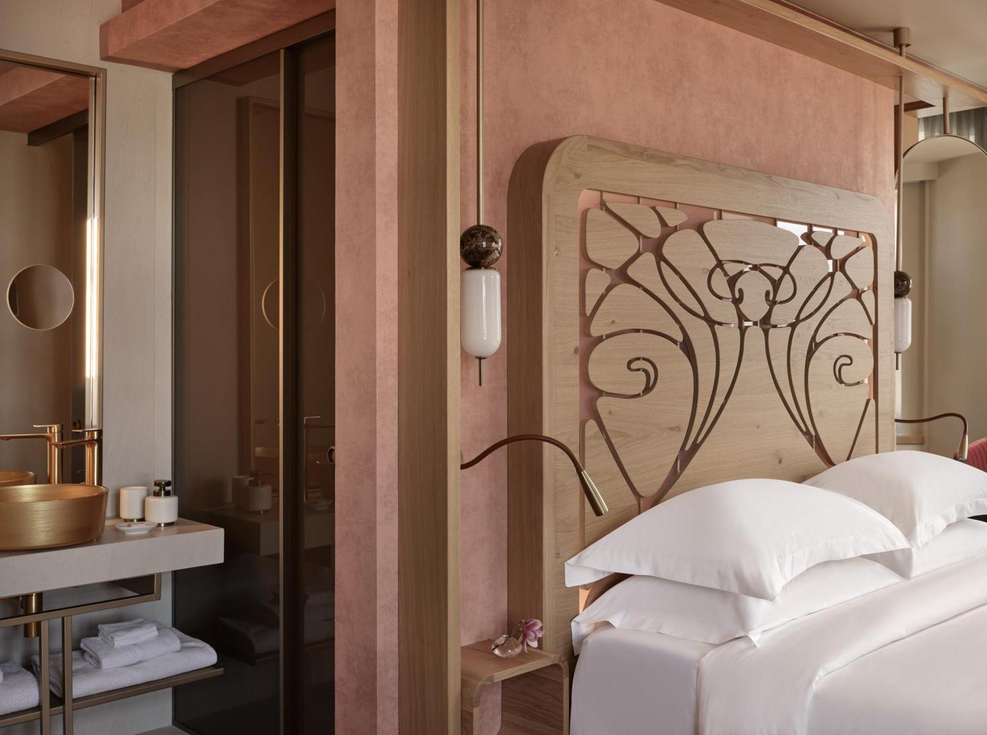 Domus Blanc Boutique Hotel 5*