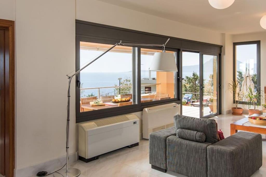 Chloe By The Sea Villa