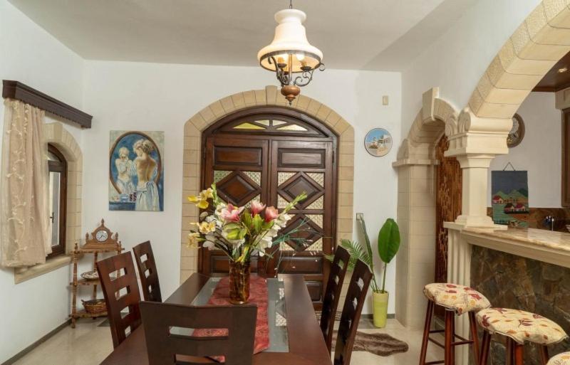 Villa Cretan Castle