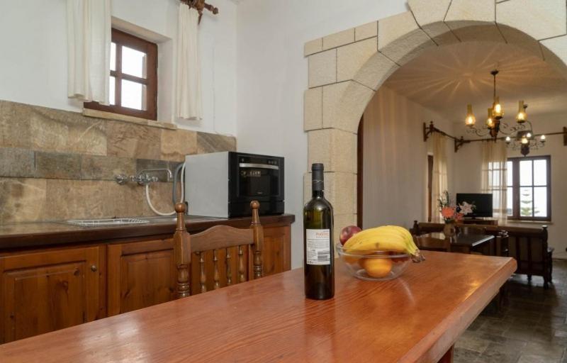 Villa Cretan Castle *