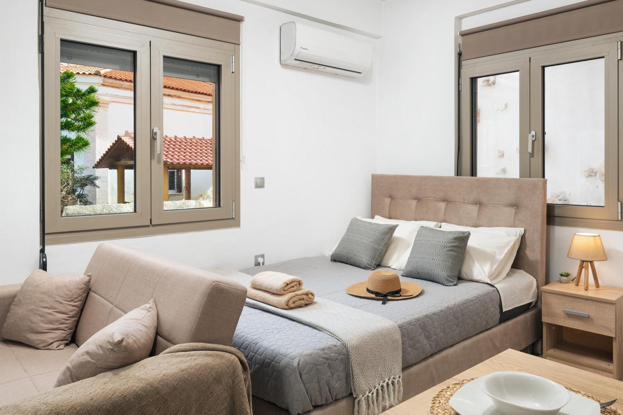 Modernpastel Studio-near Old Port * Chania (Crete)