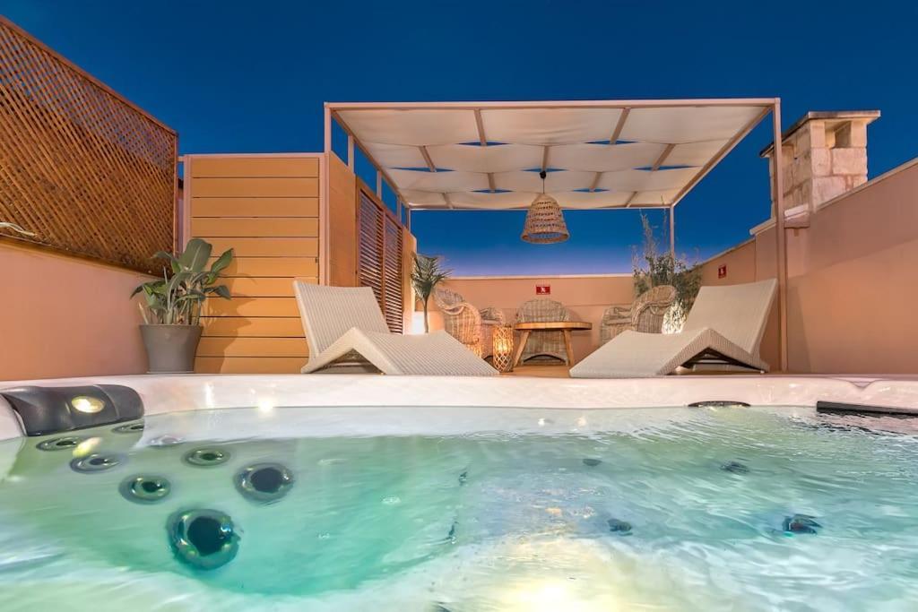 Appartement Amazing With Private Outdoor Jacuzzi!! *