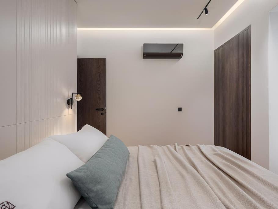 Elkorin Jacuzzi Luxury Living Apartment