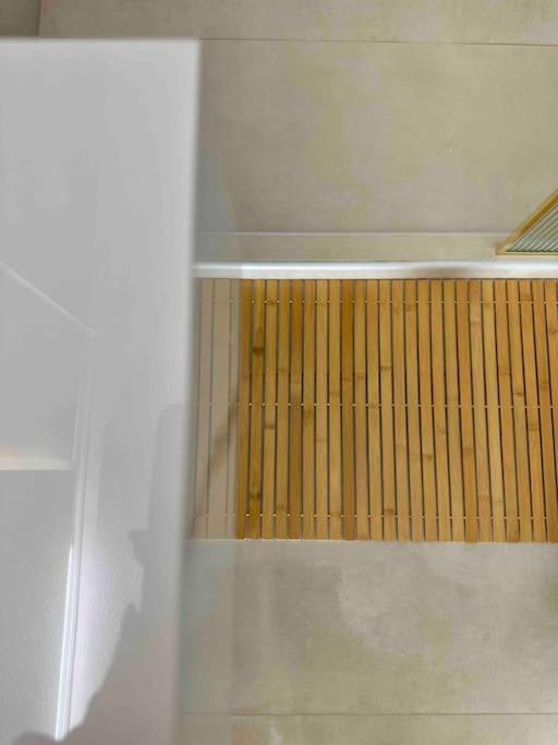 Linear Flat - Center - Private Parking Apartment Chania (Crete)