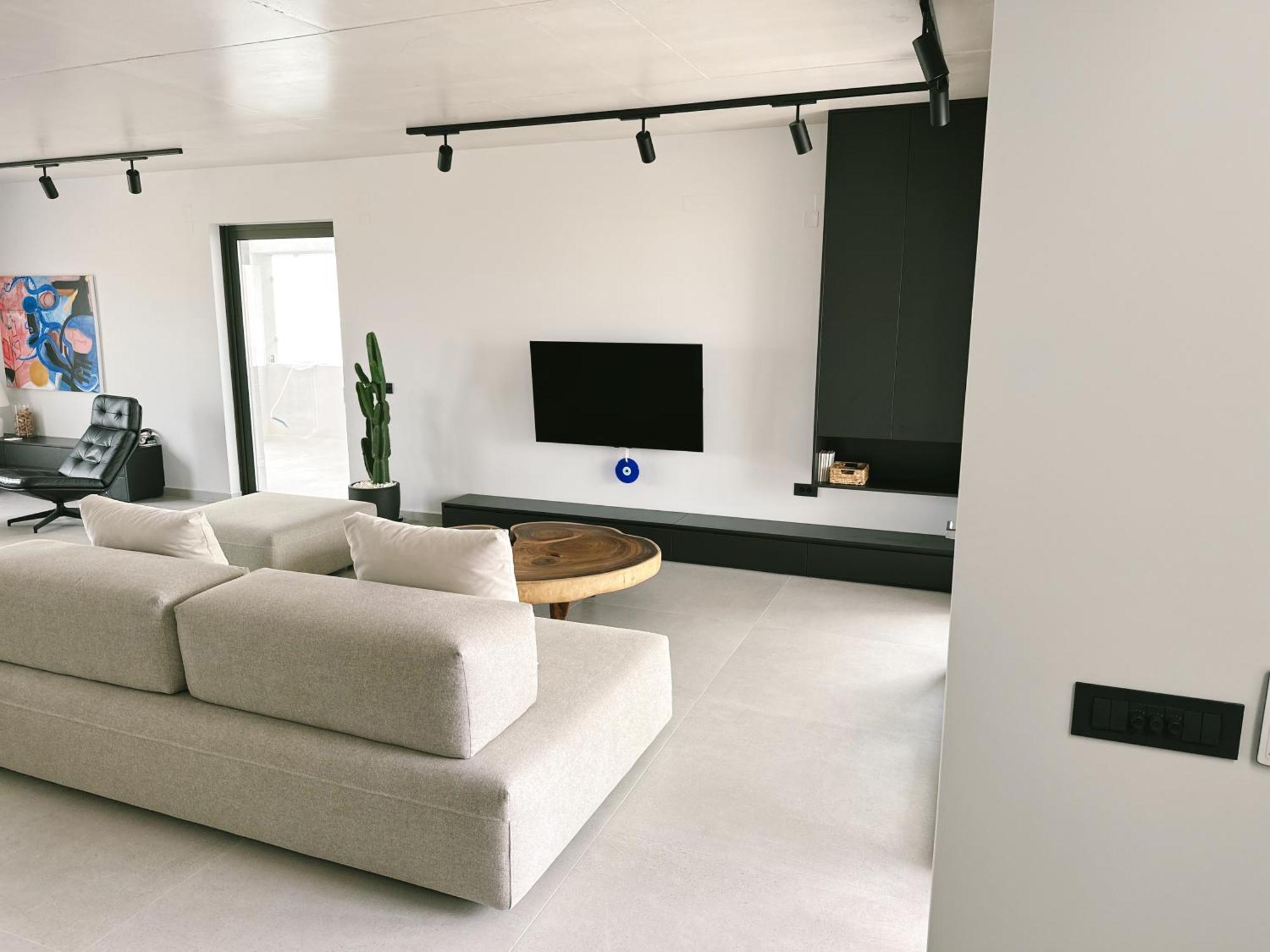 Olo Penthouse By 8essentially Apartment