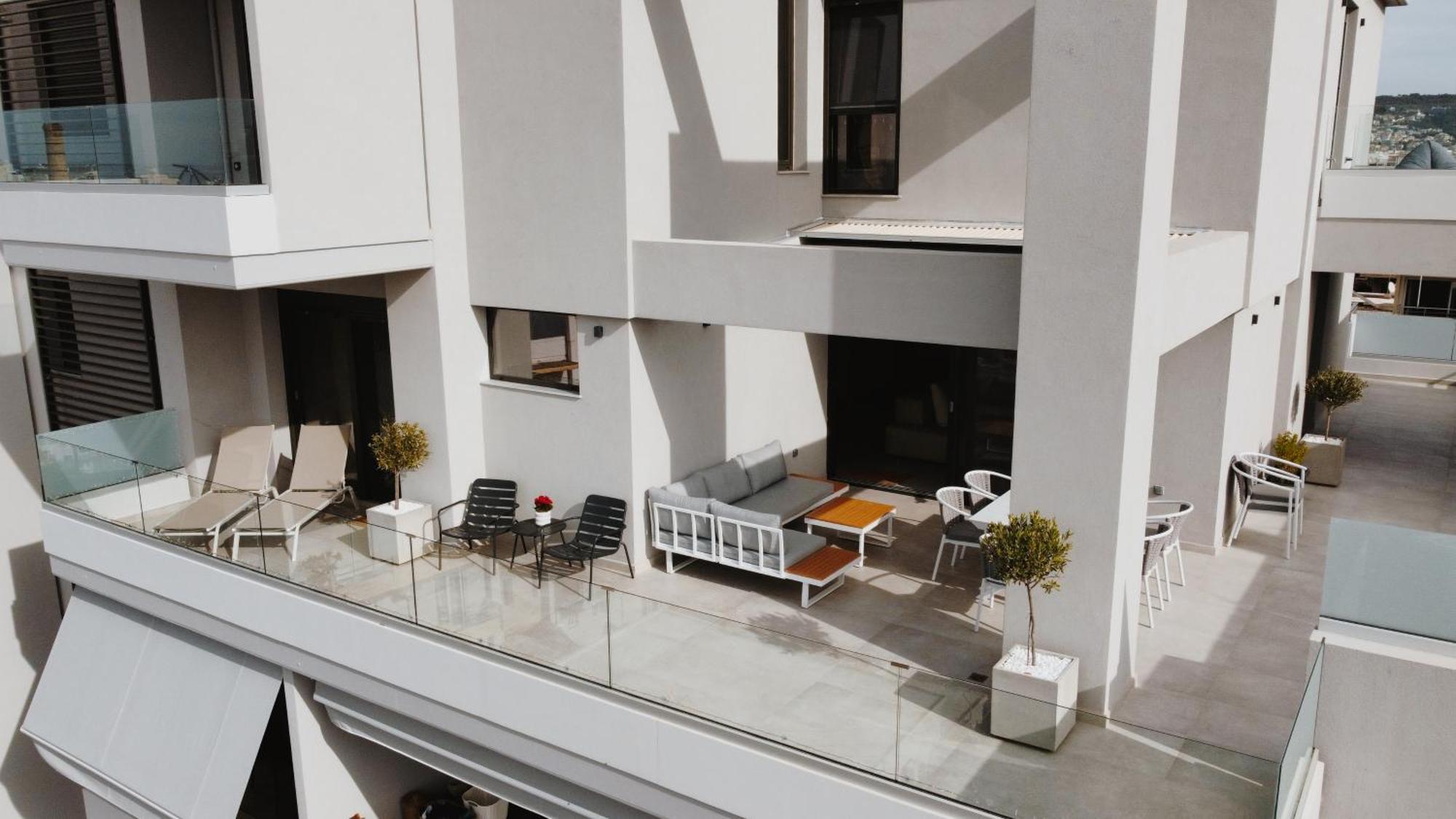 Olo Penthouse By 8essentially