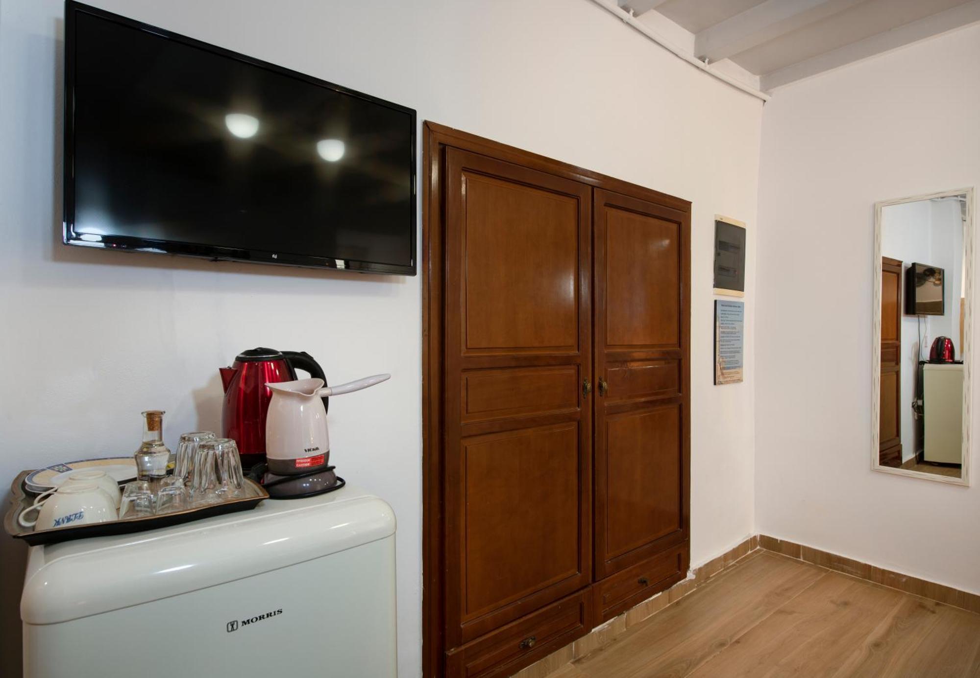 Bozzali Guest house