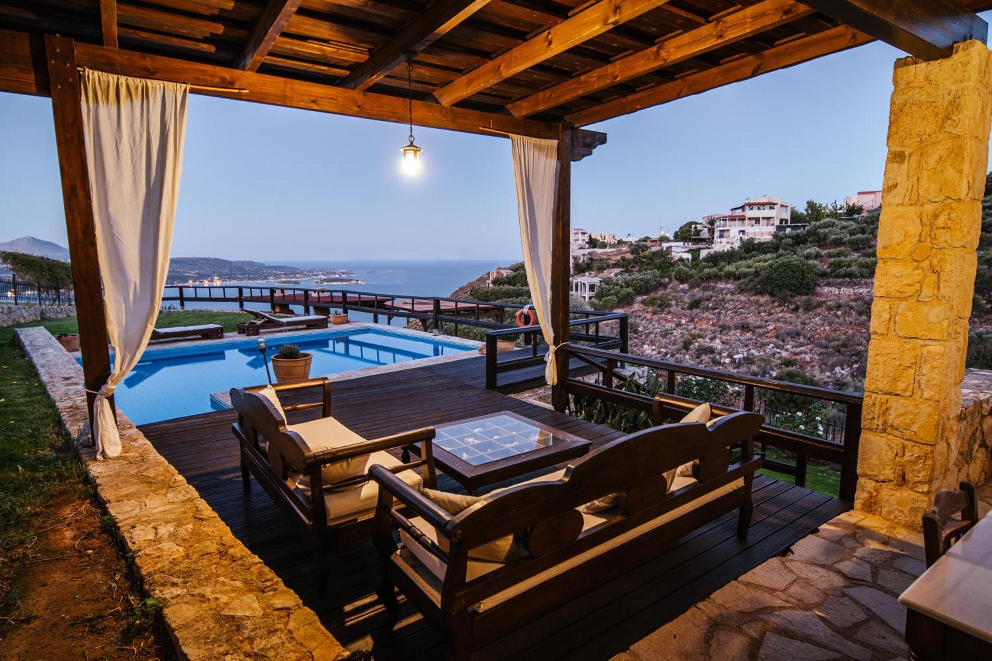 Pousada Your-villa, In Crete Chrissi Akti Chania