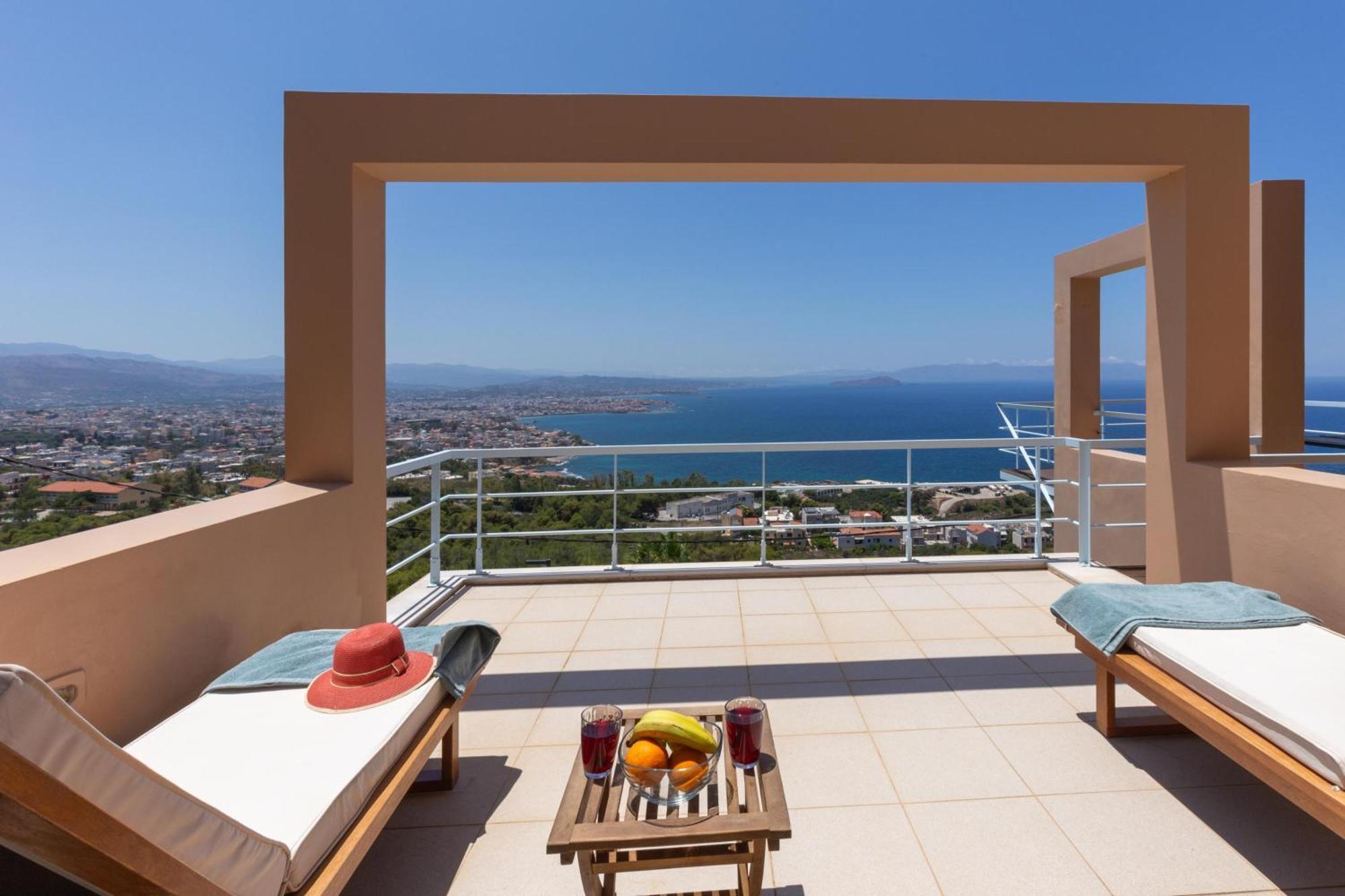 Villa Unlimited Blue