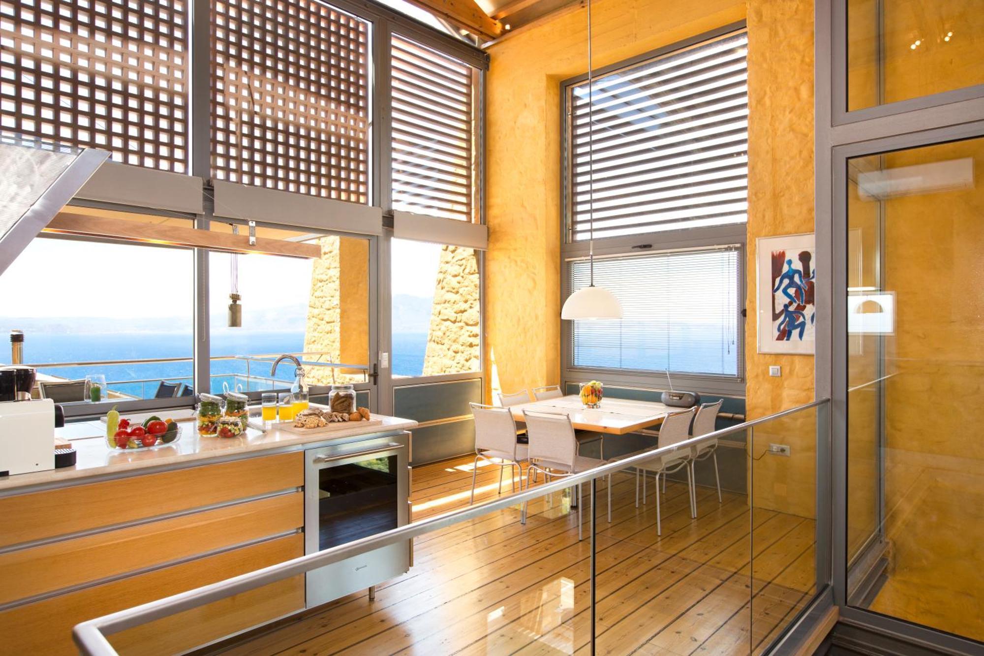 Beachfront Ravdoucha Epavlis Eleni - Pool, Hot Tub, Gym, Sauna, Private Parking, Wifi Chania (Crete)
