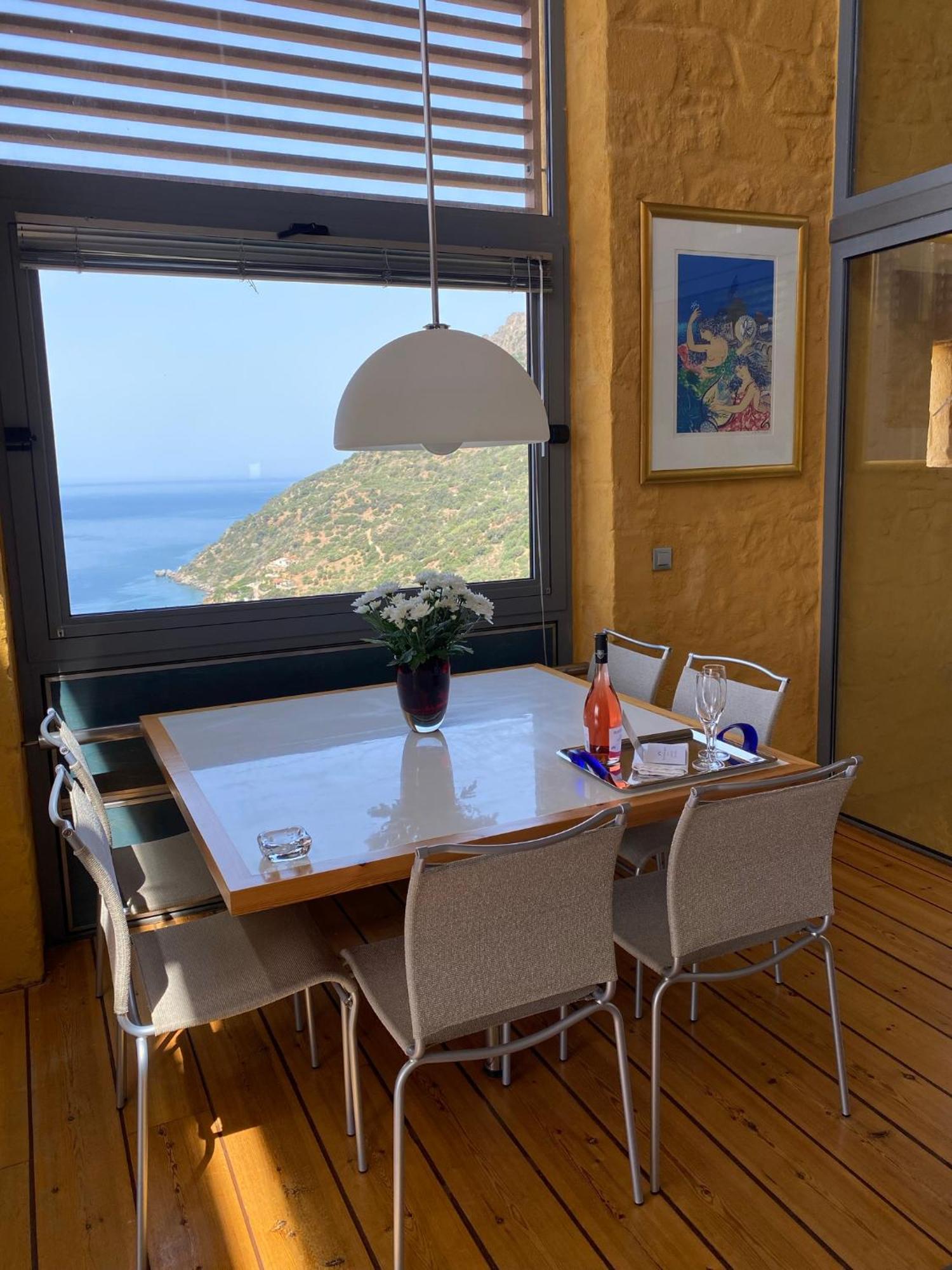 Beachfront Ravdoucha Epavlis Eleni - Pool, Hot Tub, Gym, Sauna, Private Parking, Wifi Chania (Crete)