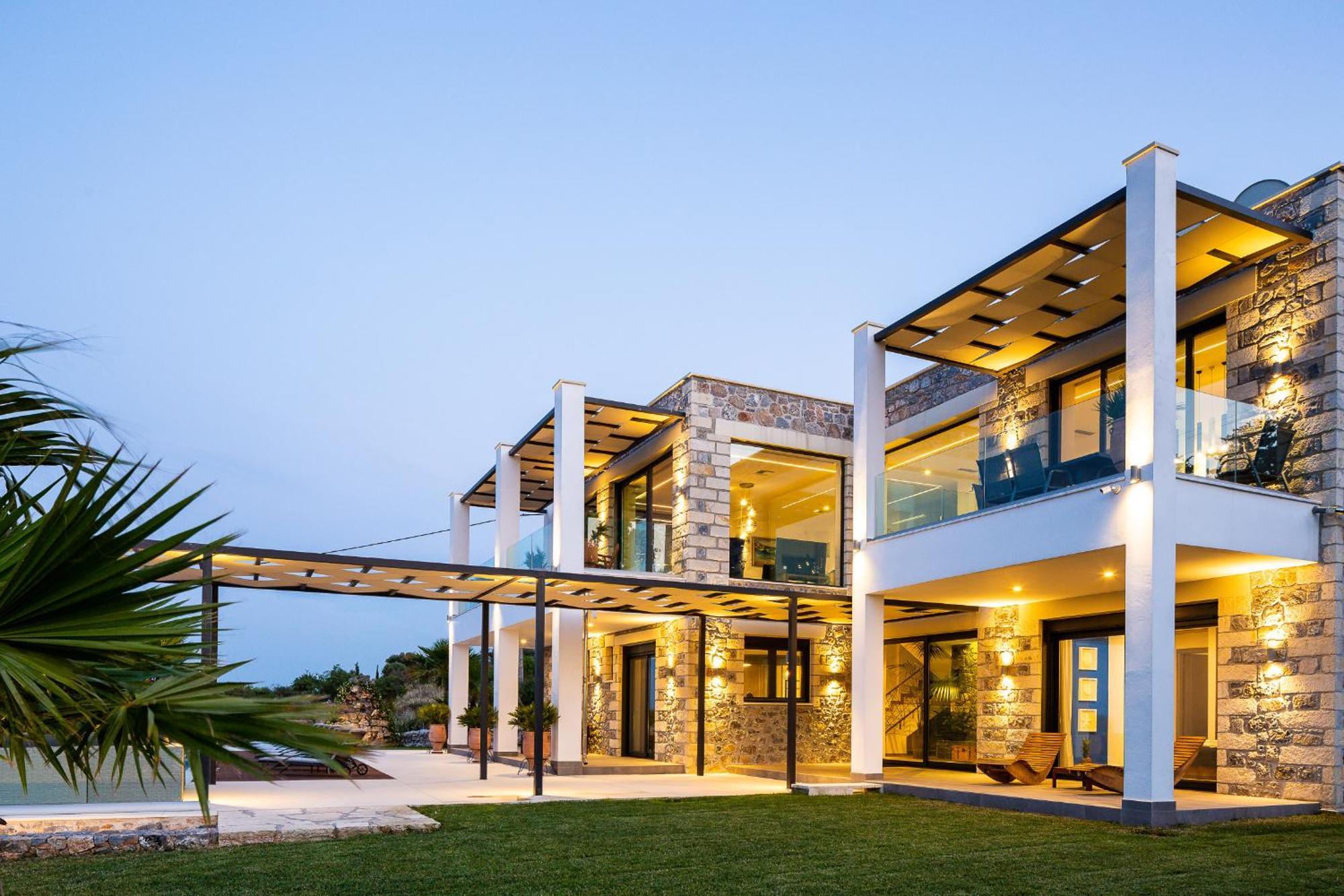 Blueskyline Owner's Listing, By Hellocrete