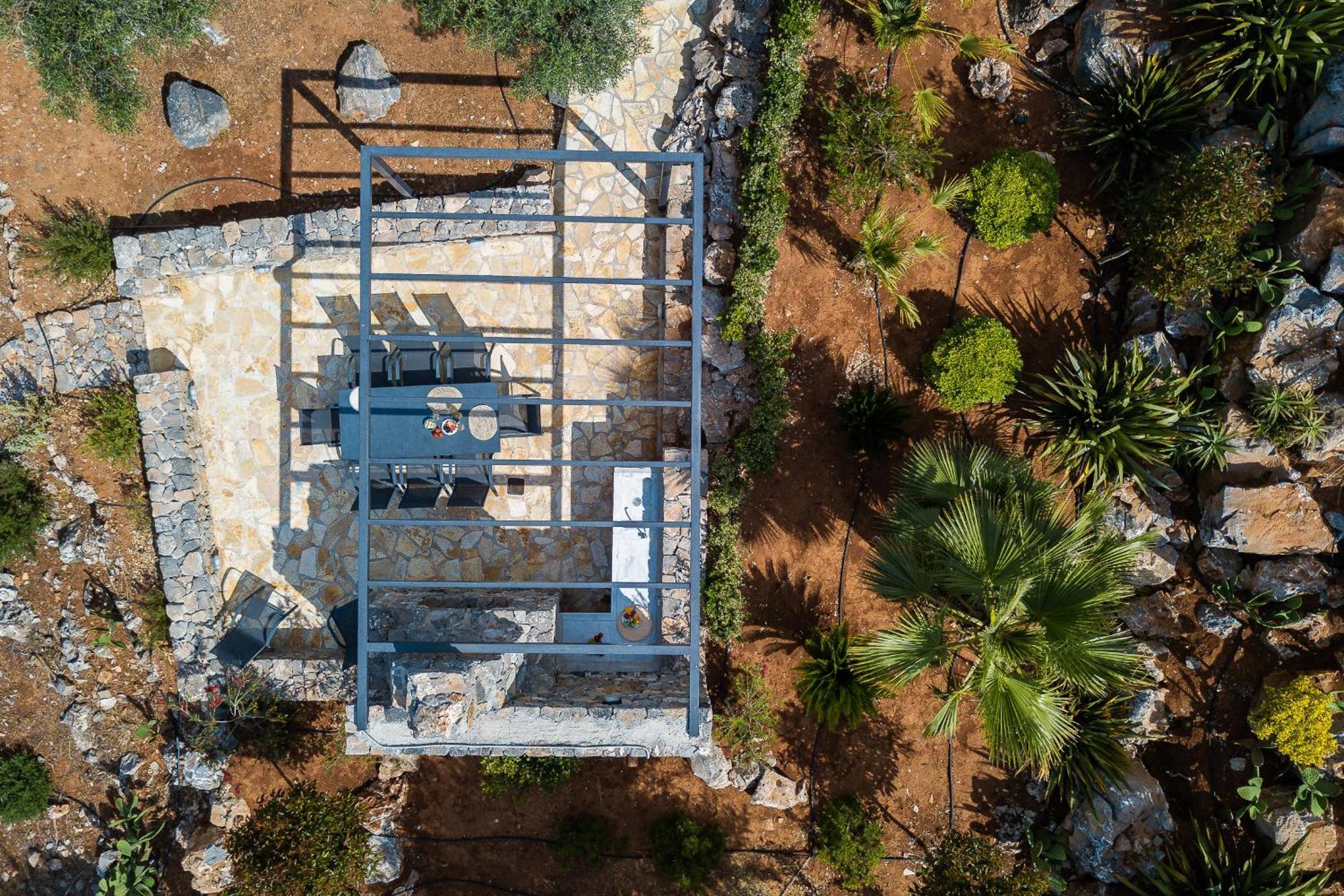 Villa Blueskyline Owner's Listing, By Hellocrete *