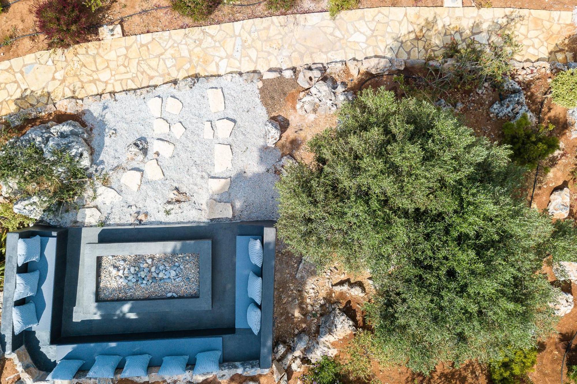 Blueskyline Owner's Listing, By Hellocrete Villa