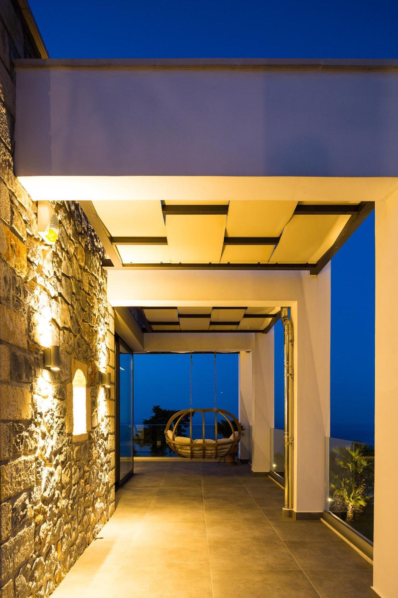 Blueskyline Owner's Listing, By Hellocrete