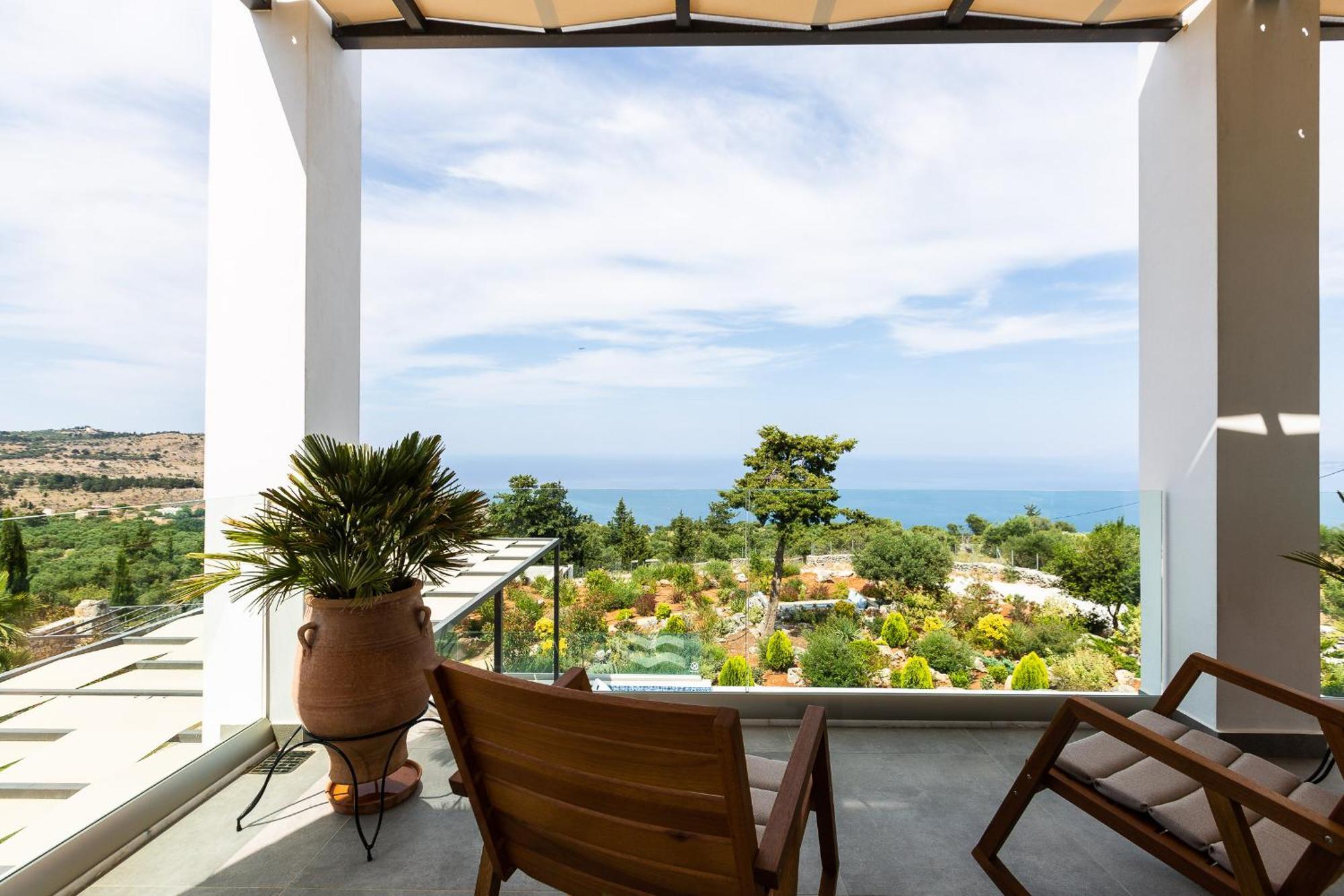 Blueskyline Owner's Listing, By Hellocrete *