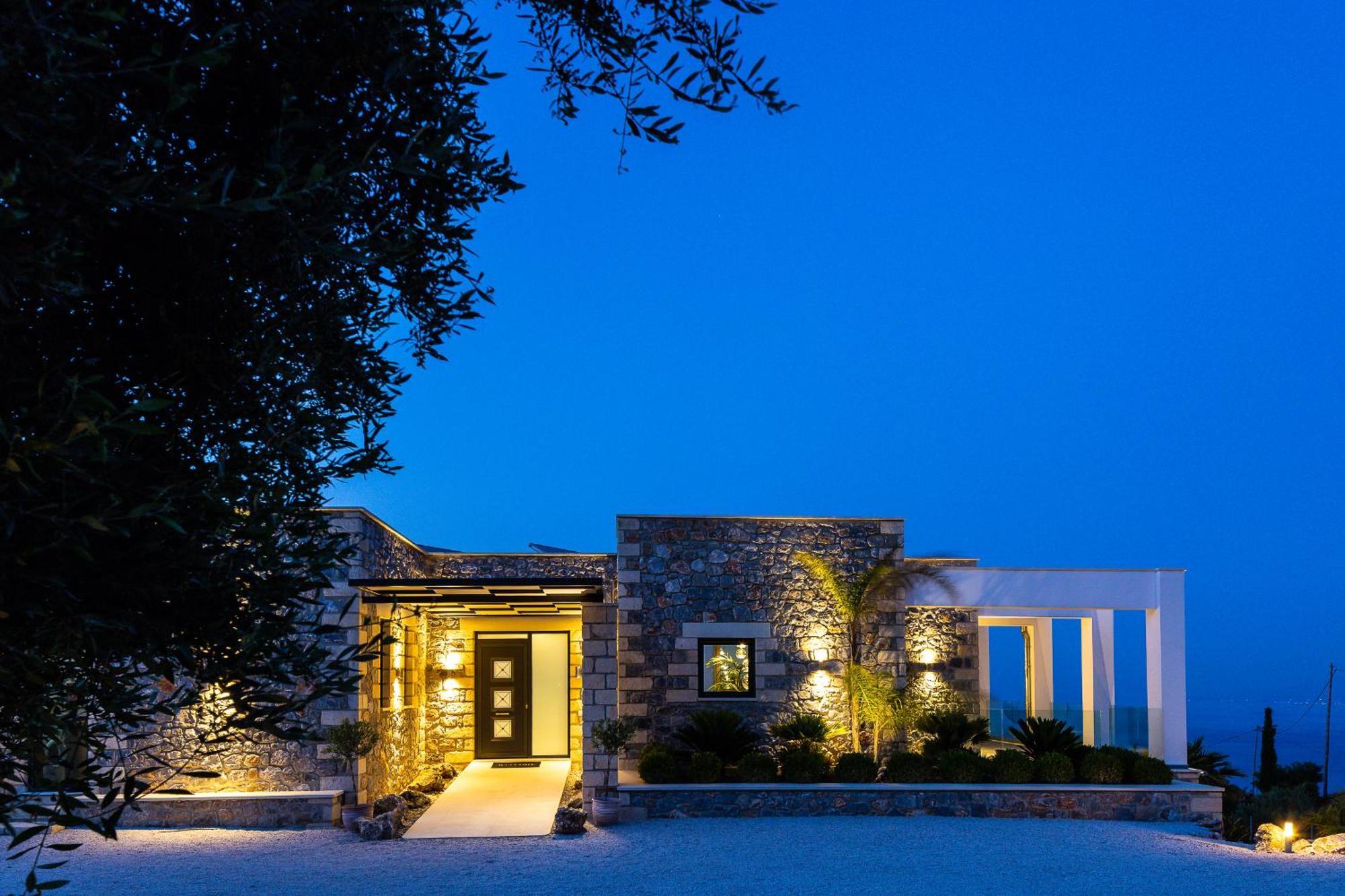 Blueskyline Owner's Listing, By Hellocrete Chania (Crete)