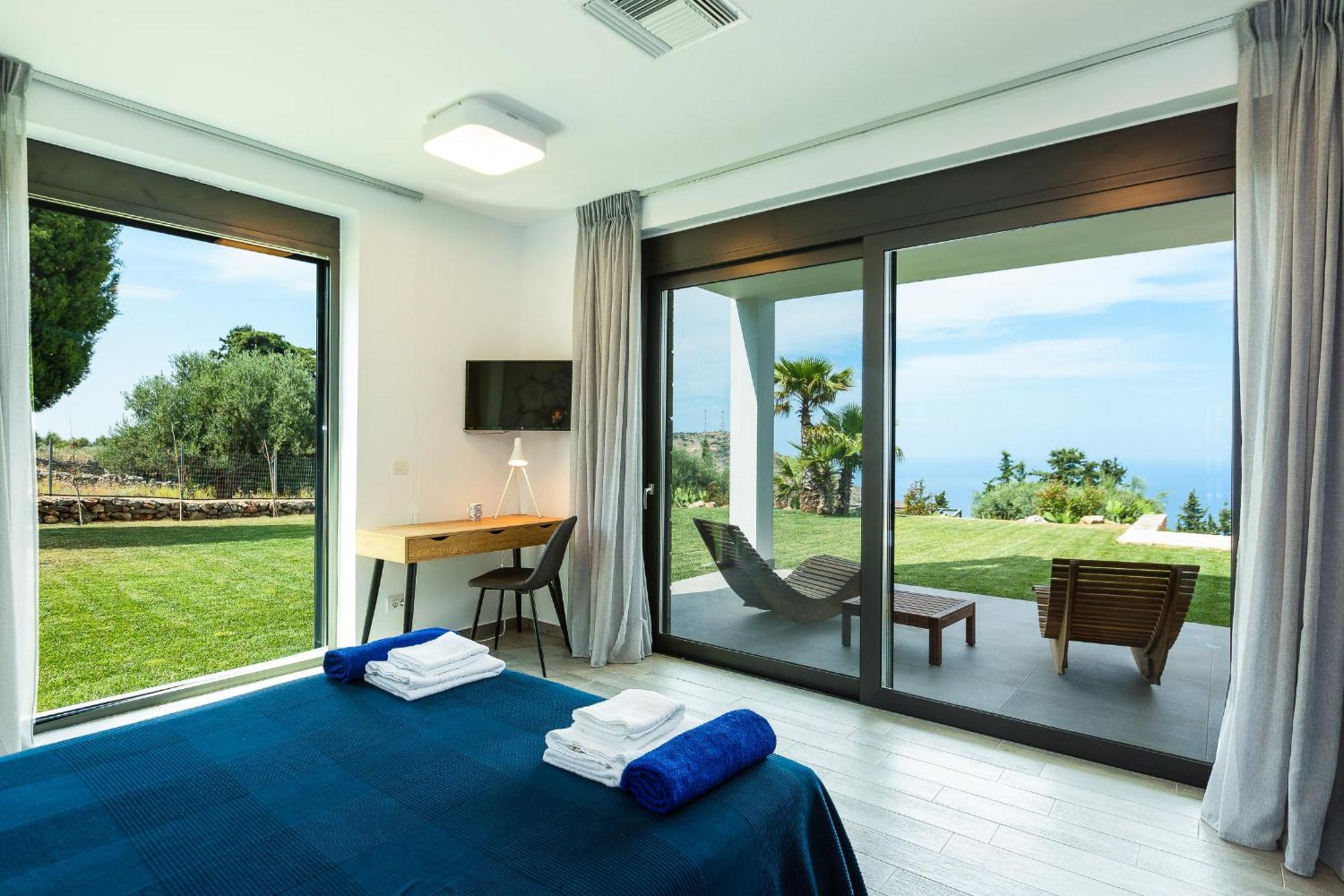 Blueskyline Owner's Listing, By Hellocrete Villa