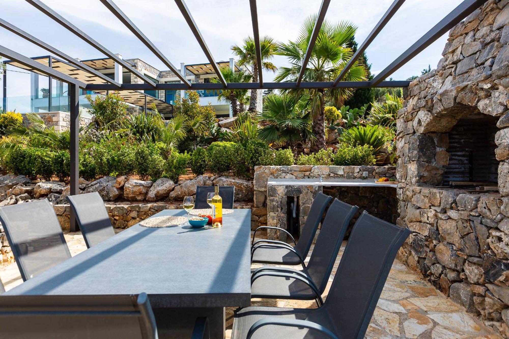 Blueskyline Owner's Listing, By Hellocrete