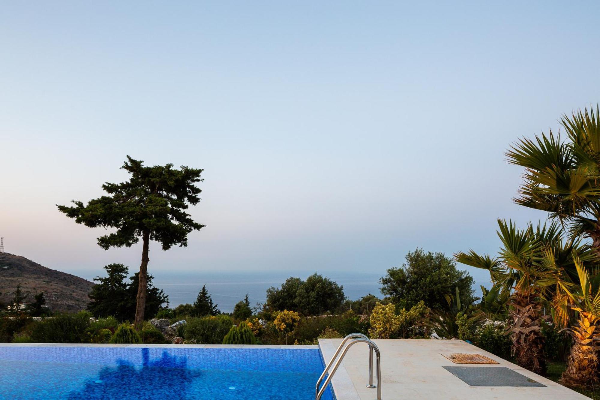 Villa Blueskyline Owner's Listing, By Hellocrete Chania (Crete)