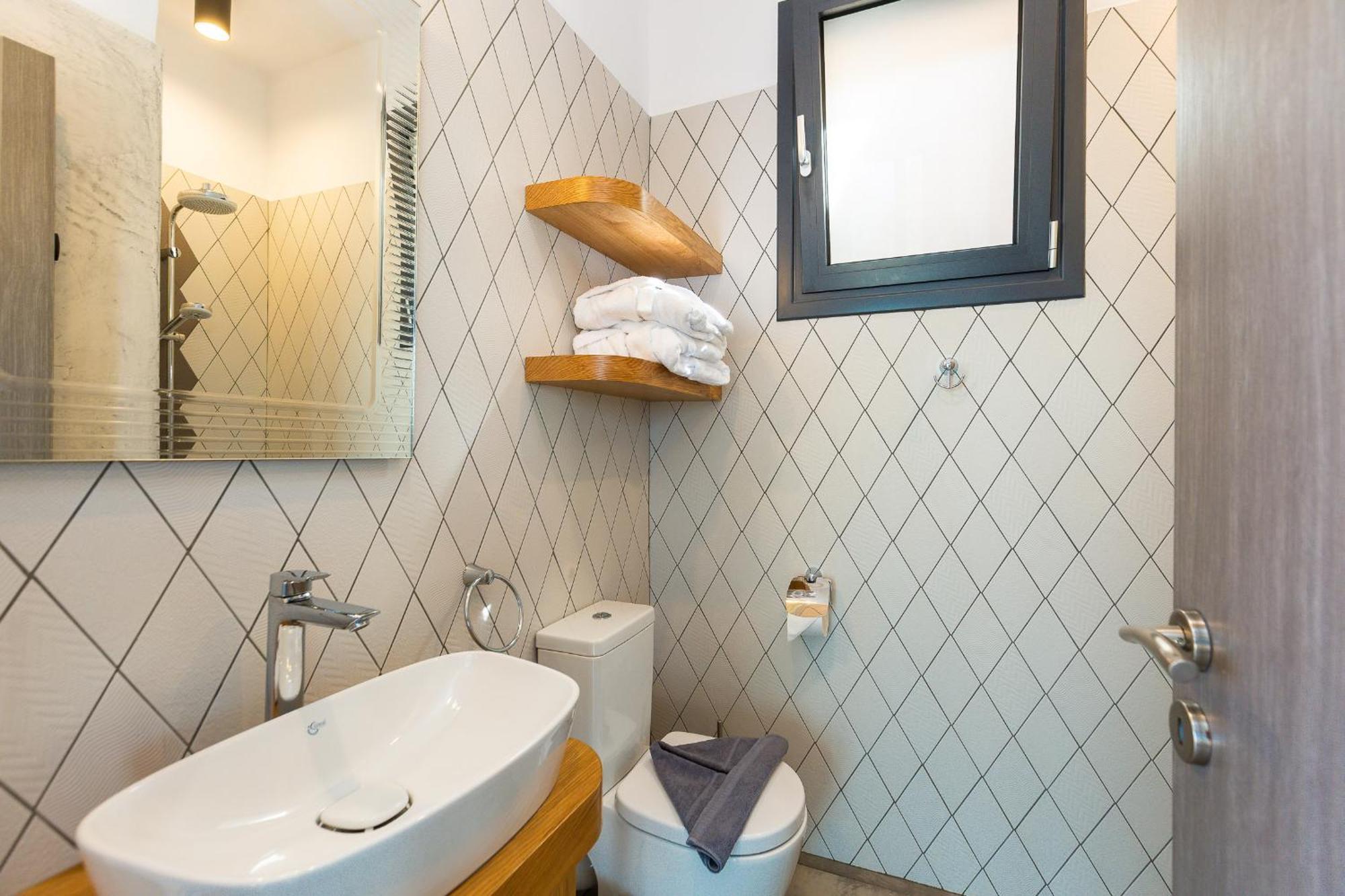 Blueskyline Owner's Listing, By Hellocrete