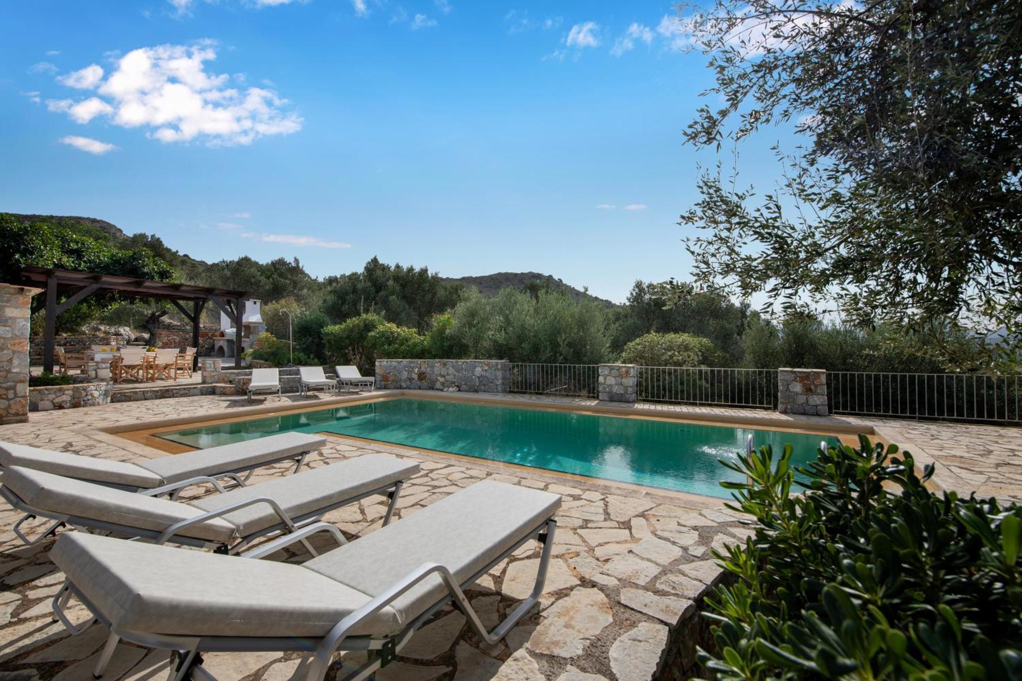 Piper - Pool - Jacuzzi - Sea View - Near The Chania (Crete)