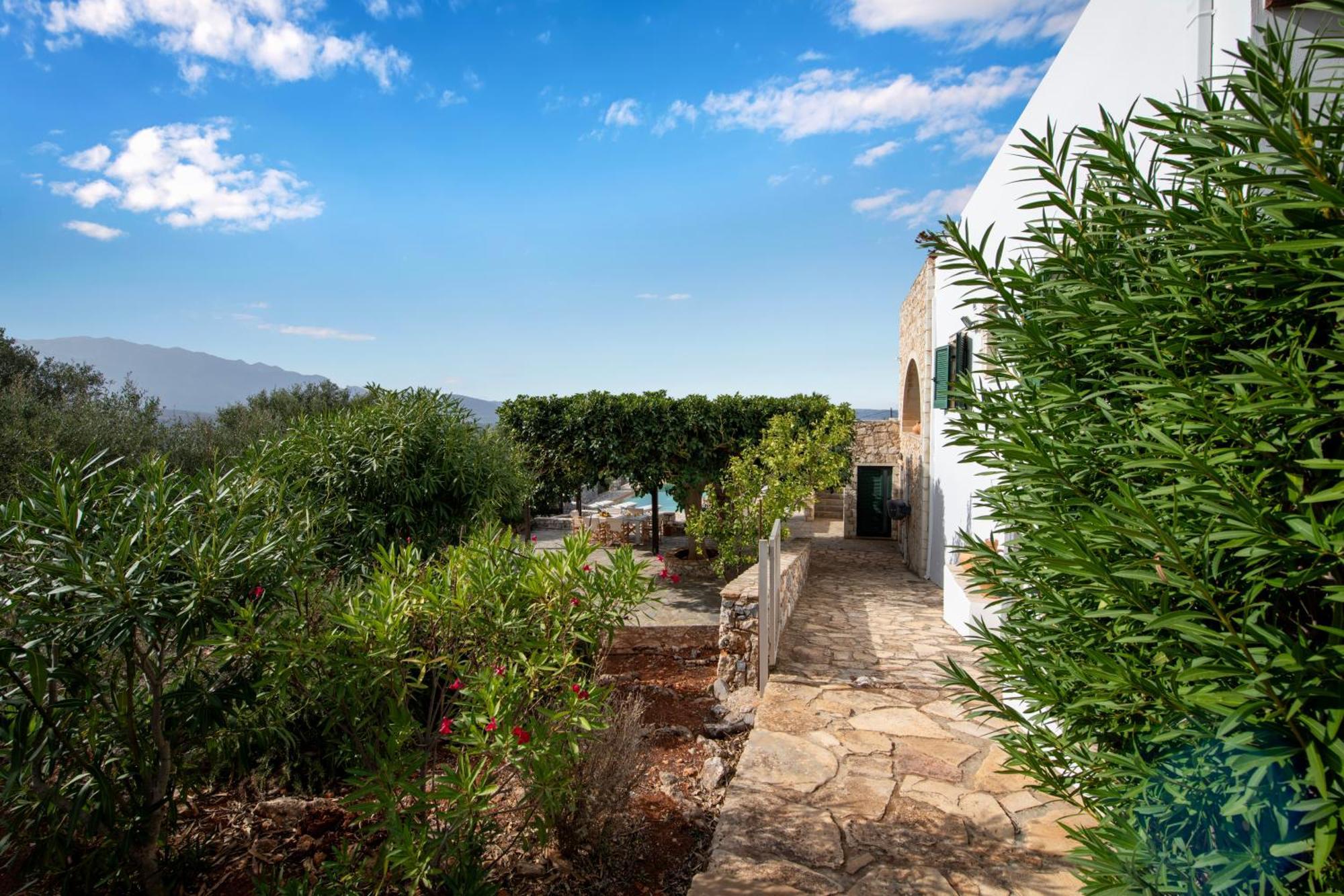 Villa Piper - Pool - Jacuzzi - Sea View - Near The Chania (Crete)