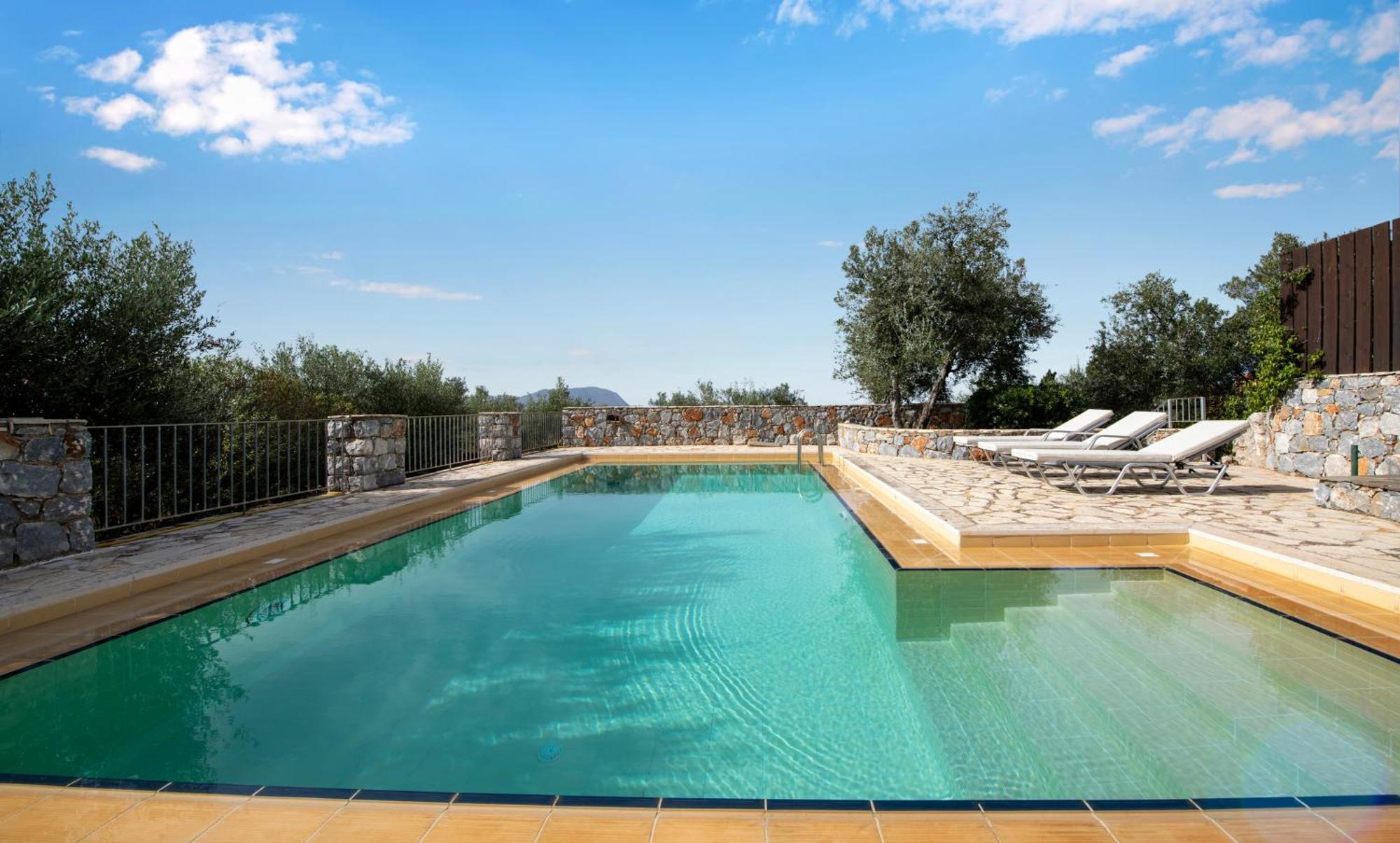 Piper - Pool - Jacuzzi - Sea View - Near The Chania (Crete)