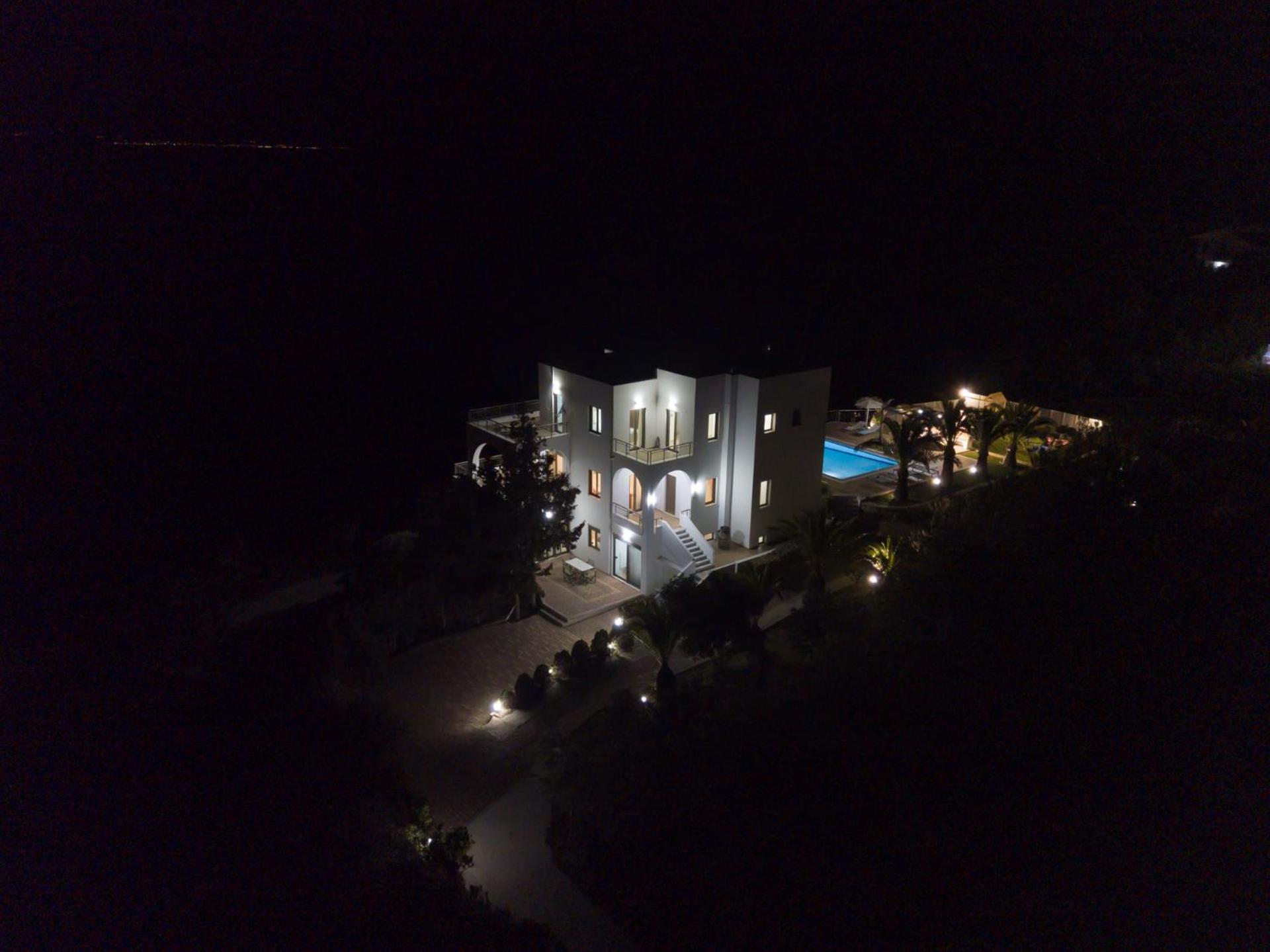 Villa Del Sole, Private Pool And Amazing Sea View *