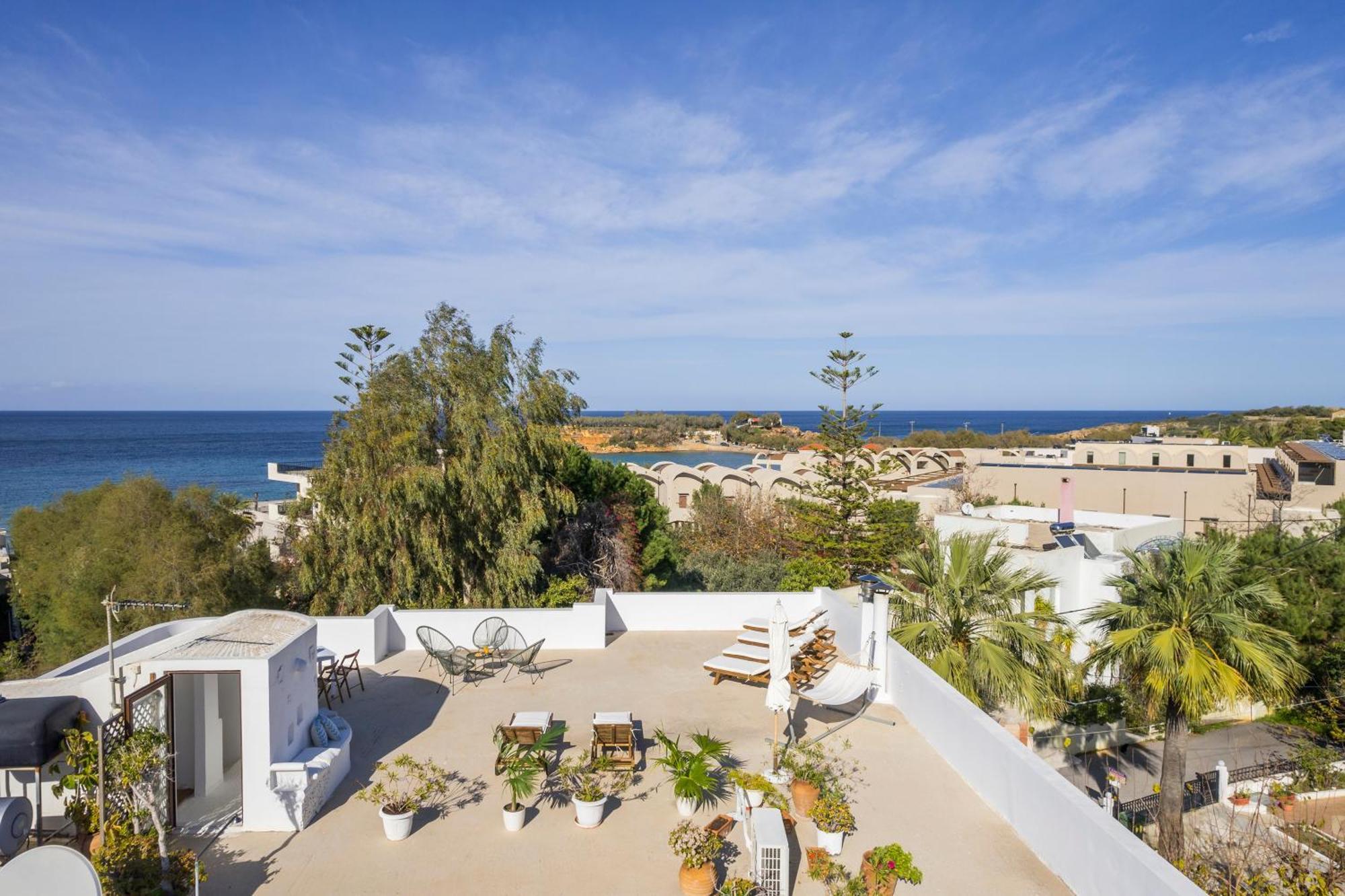 Saltia Apartments, Steps To The Sandy Beach * Chania (Crete)