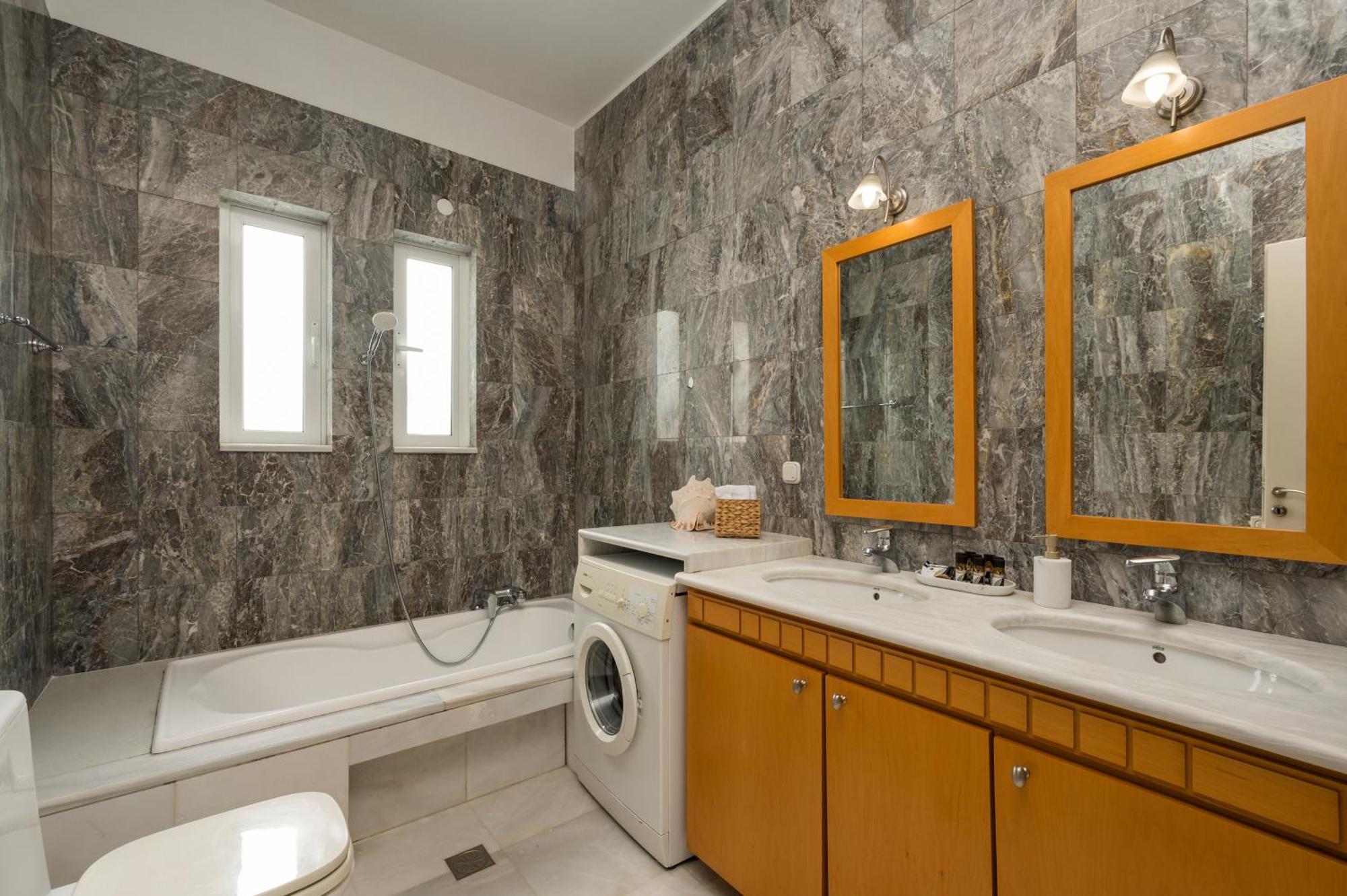 Apartment Saltia Apartments, Steps To The Sandy Beach Chania (Crete)