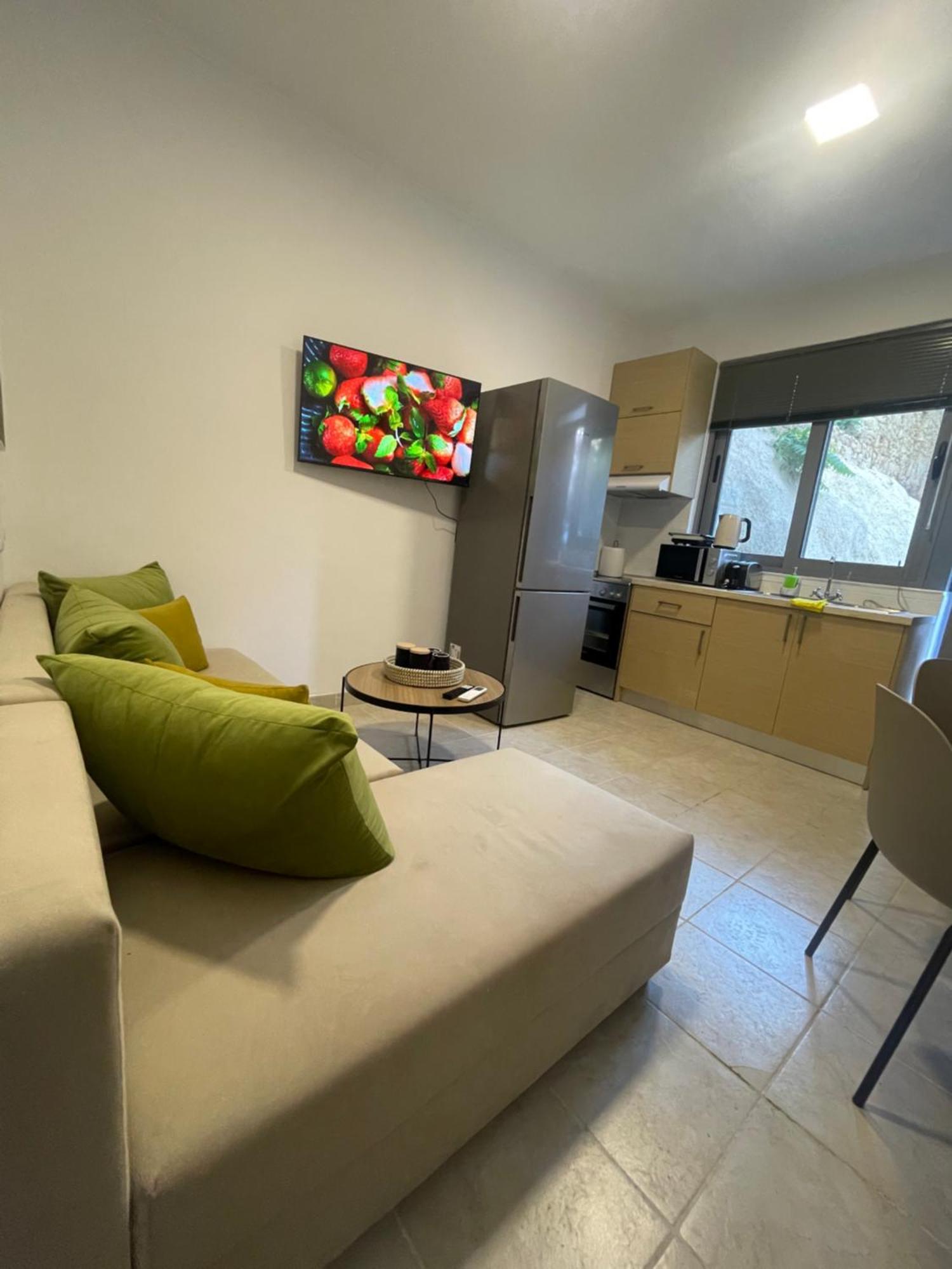 Aiolos Chania Center Luxury Near The Garden Appartement *