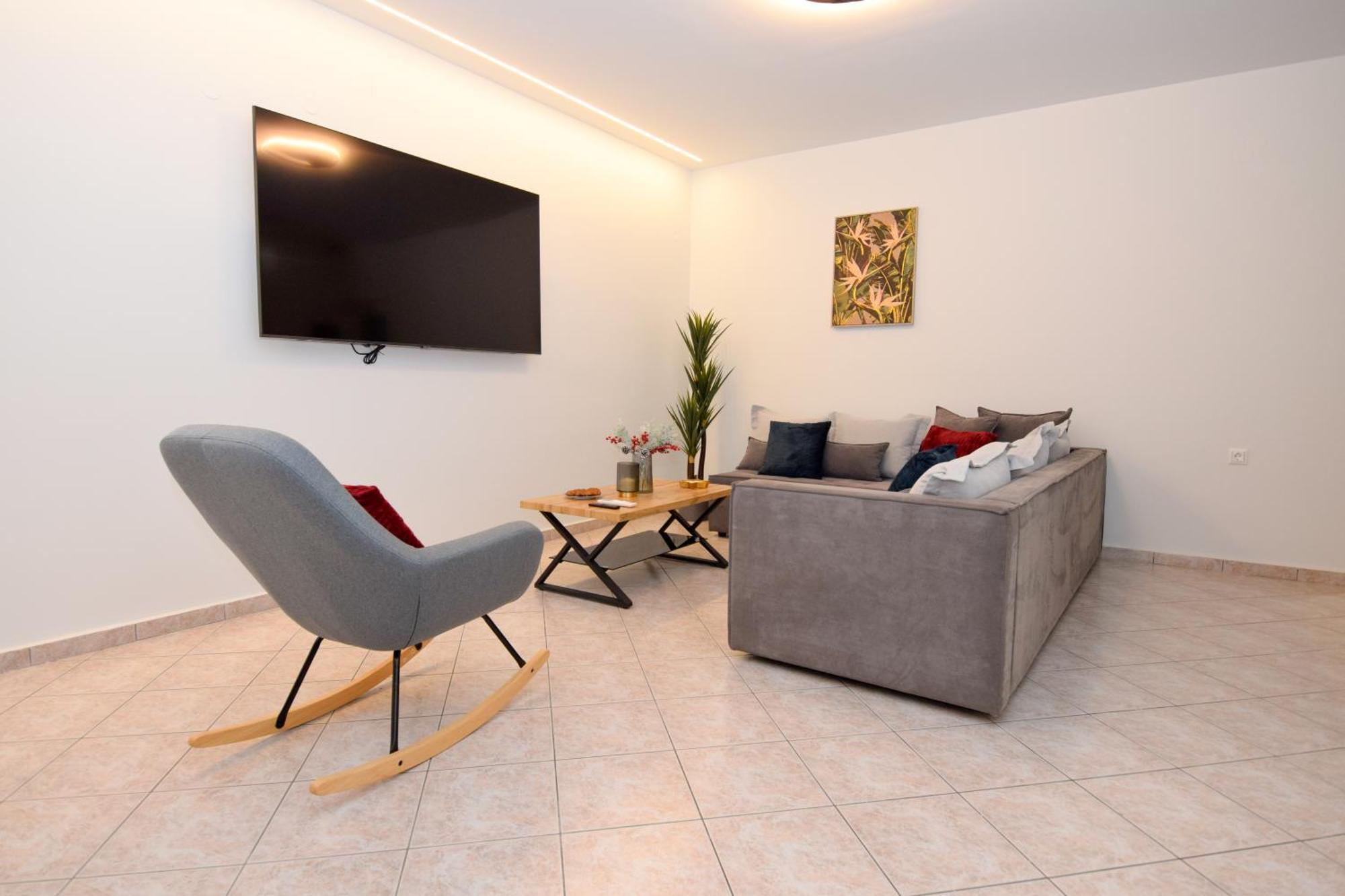 Katakis Luxury Apartment *