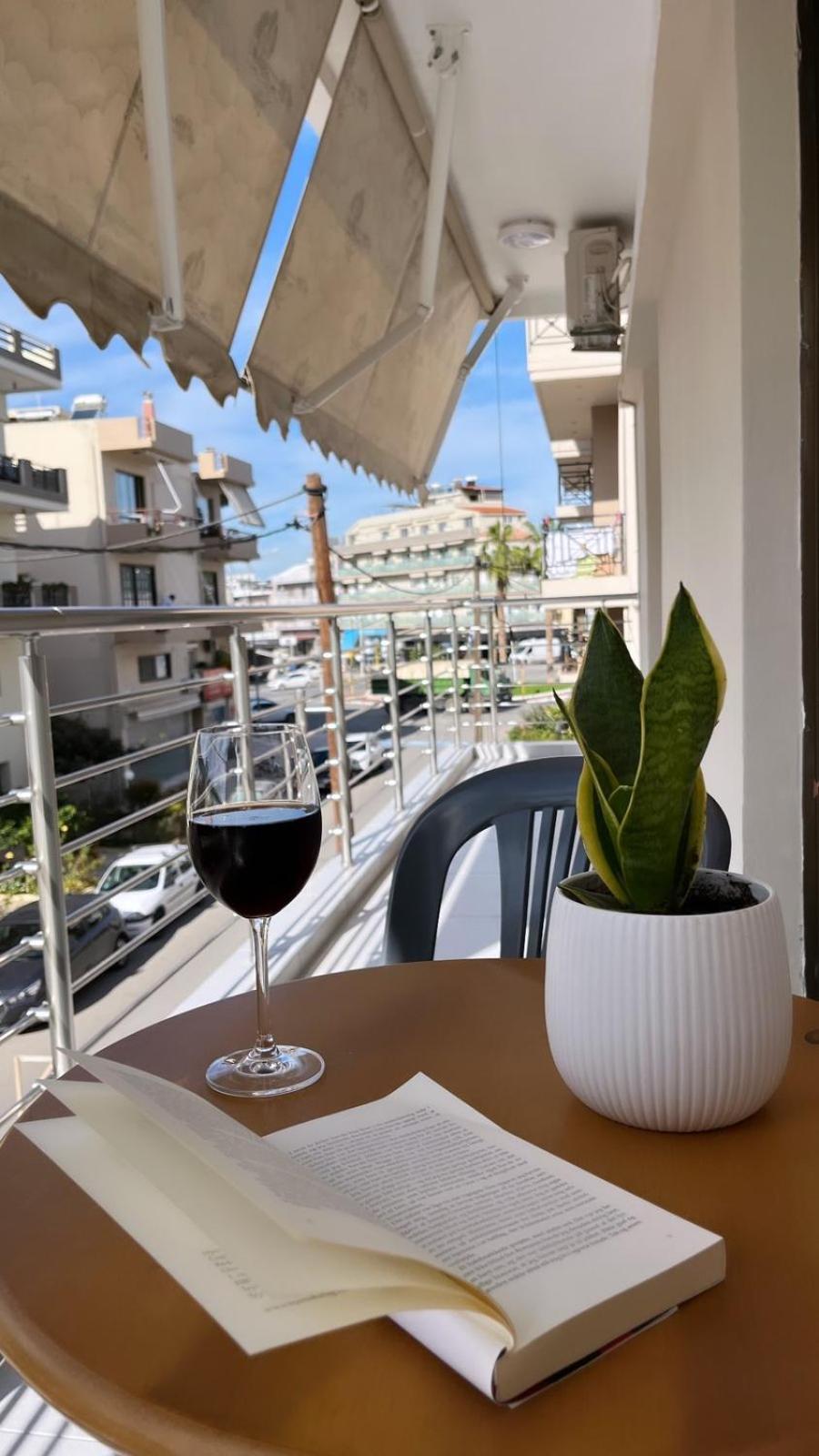 Modern αpt 500m From The Beach. Appartement *
