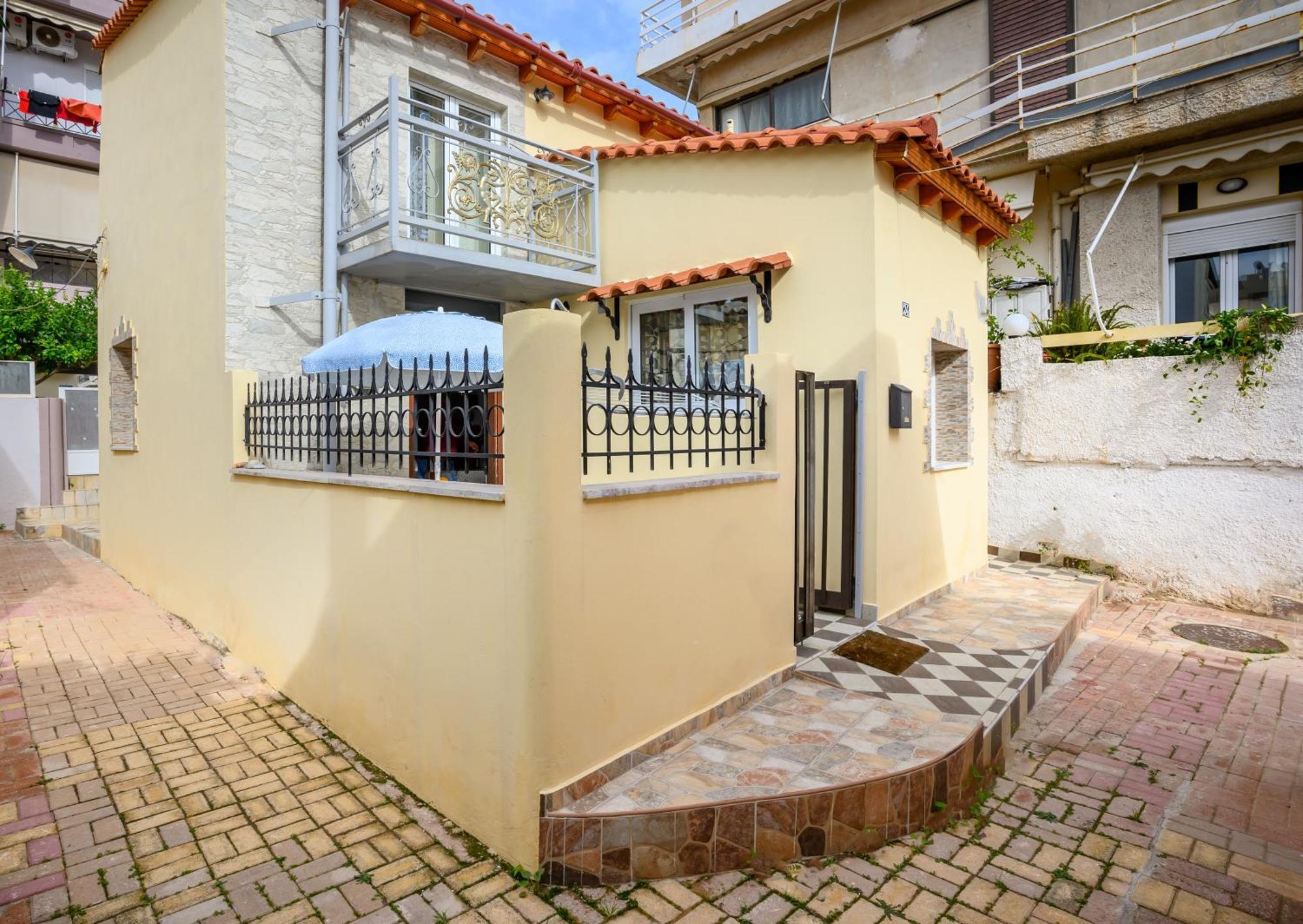 Matzi House