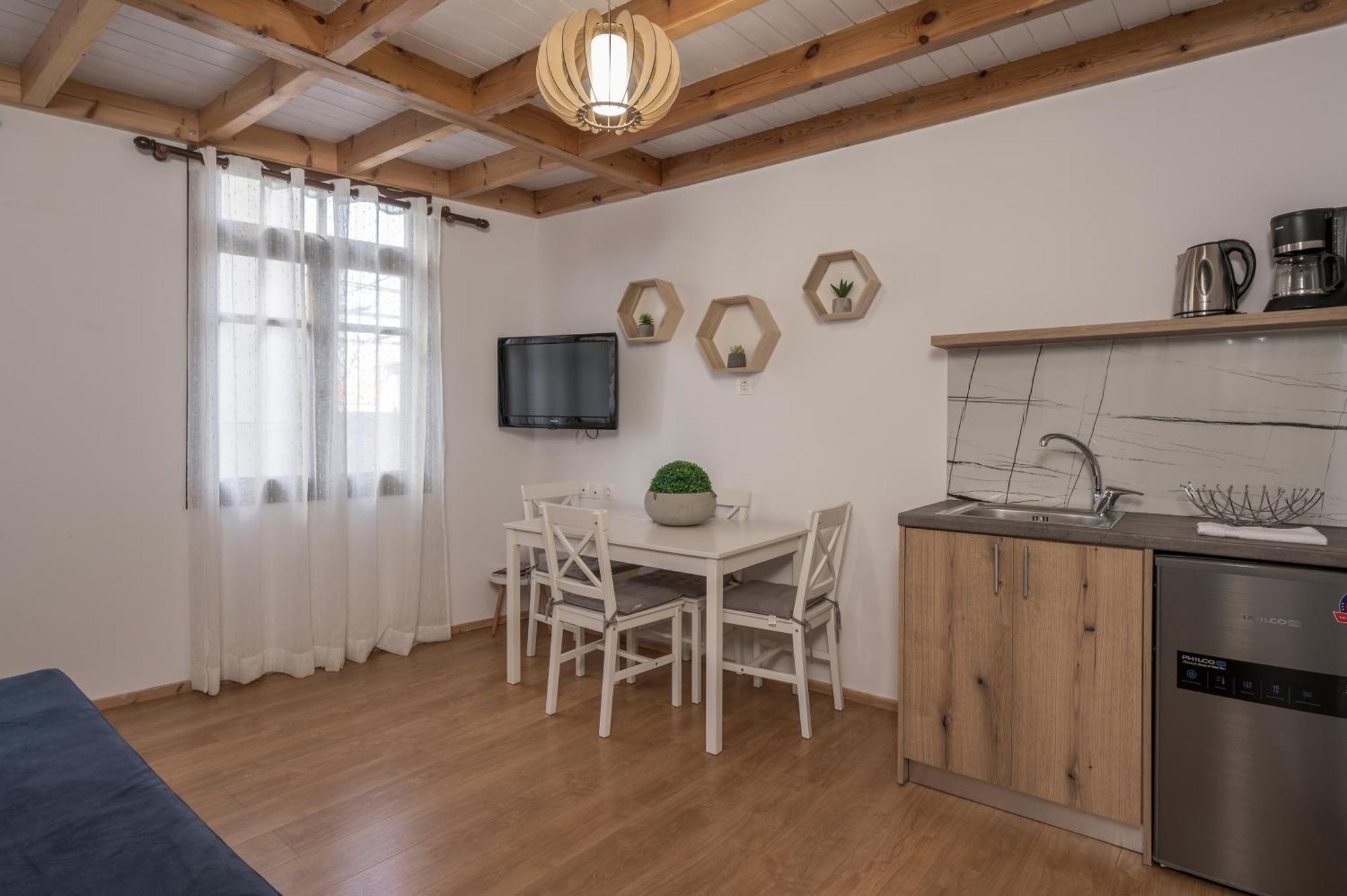 Mariviky Design * Chania (Crete)