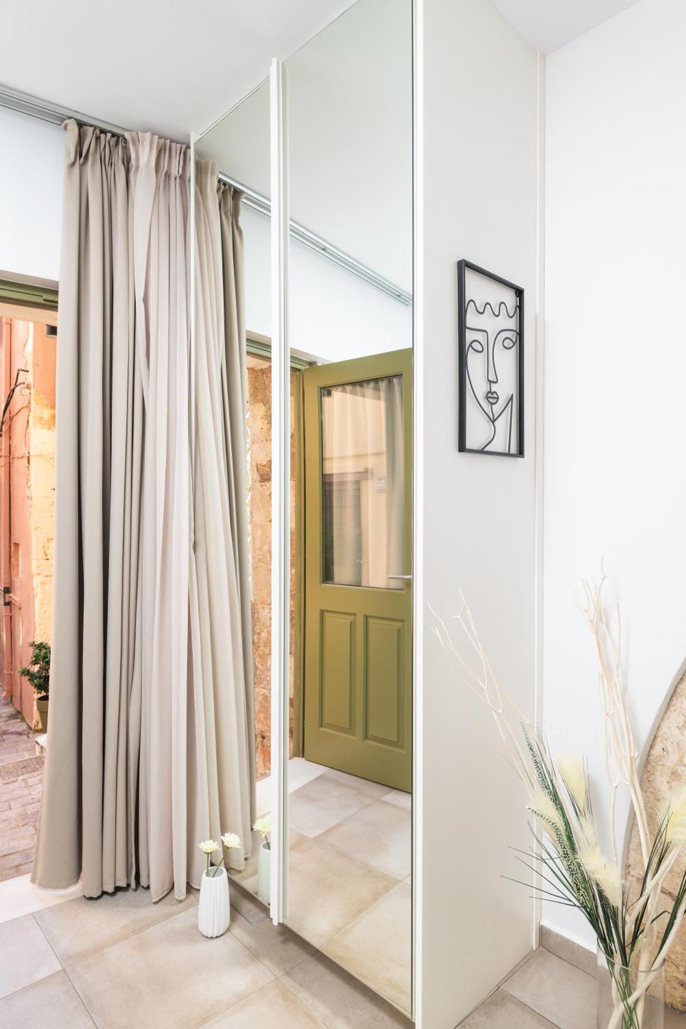 Elia Portou Luxury Aparthotel 4*