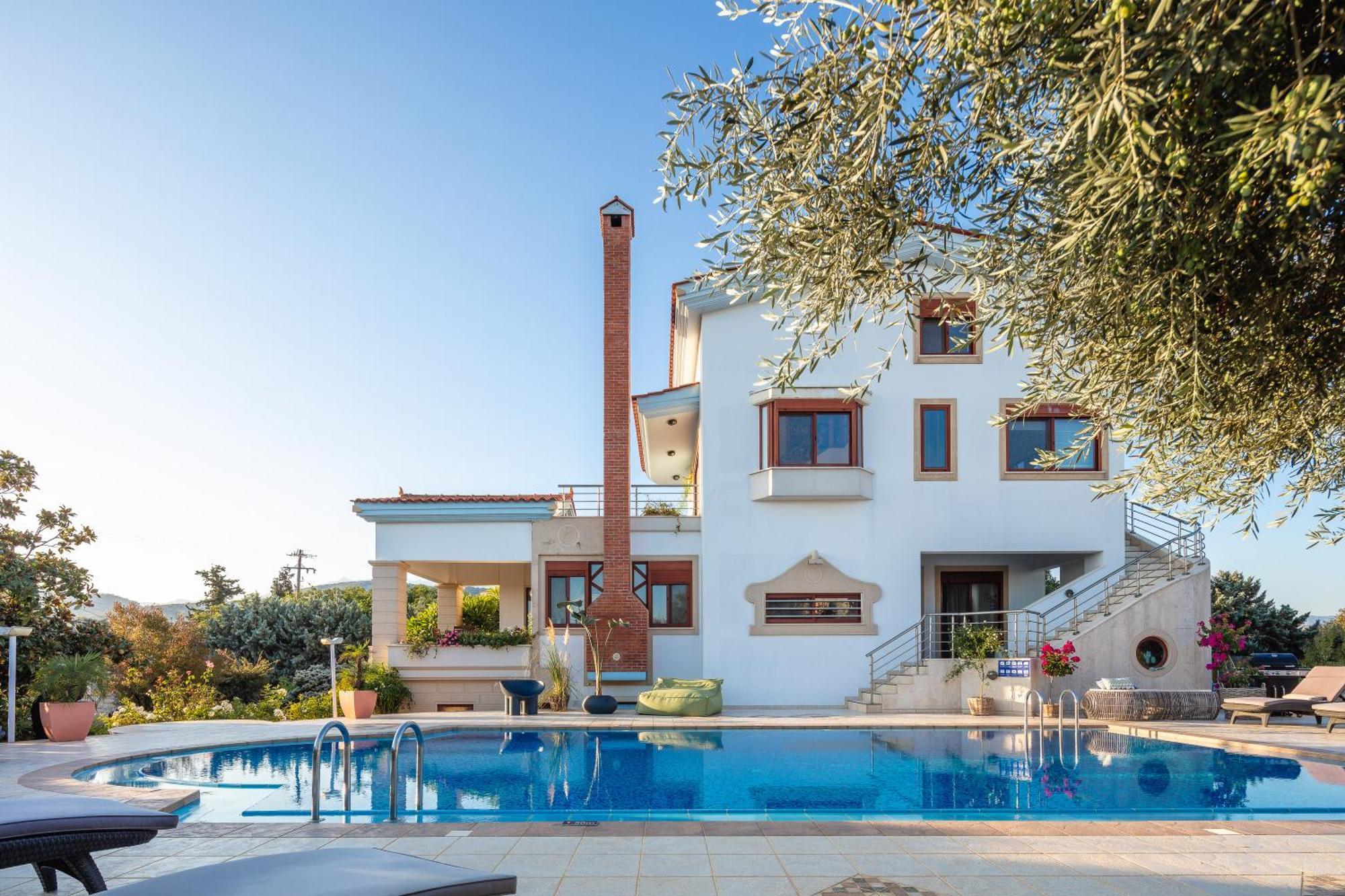 Nikis Villa