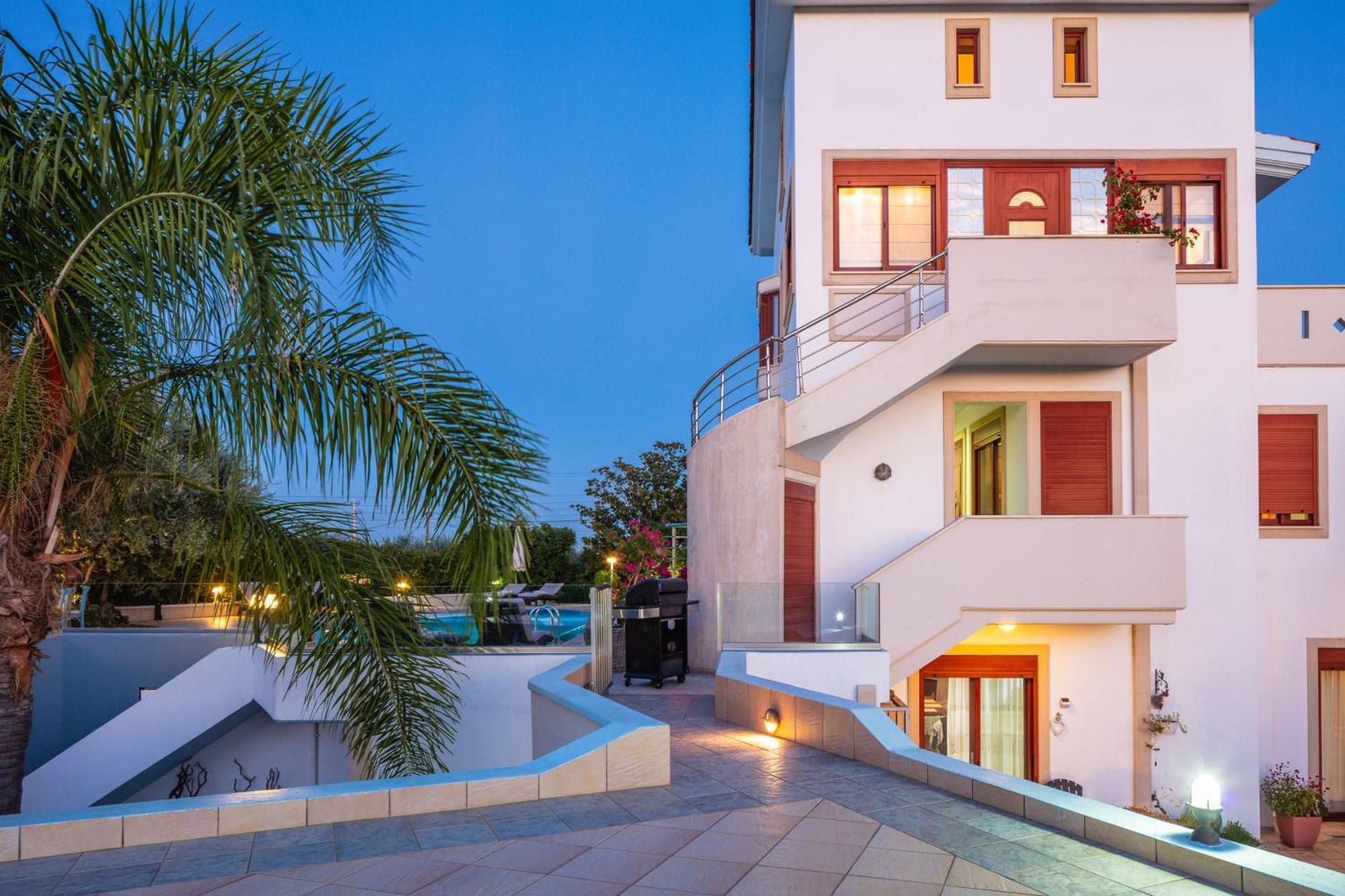 Villa Nikis *