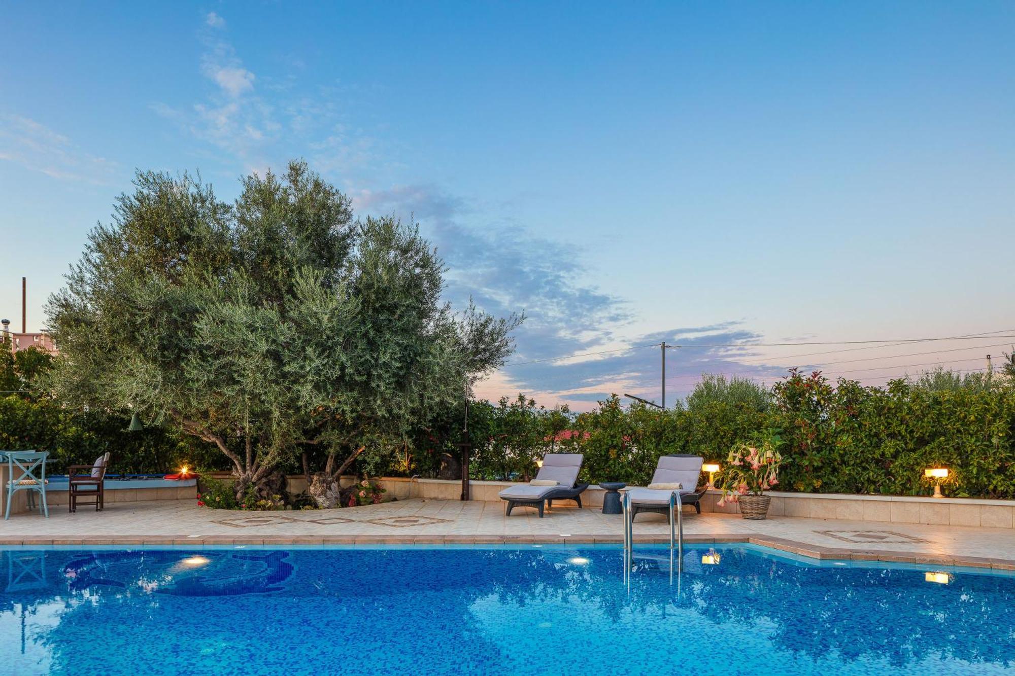 Nikis Chrissi Akti Chania