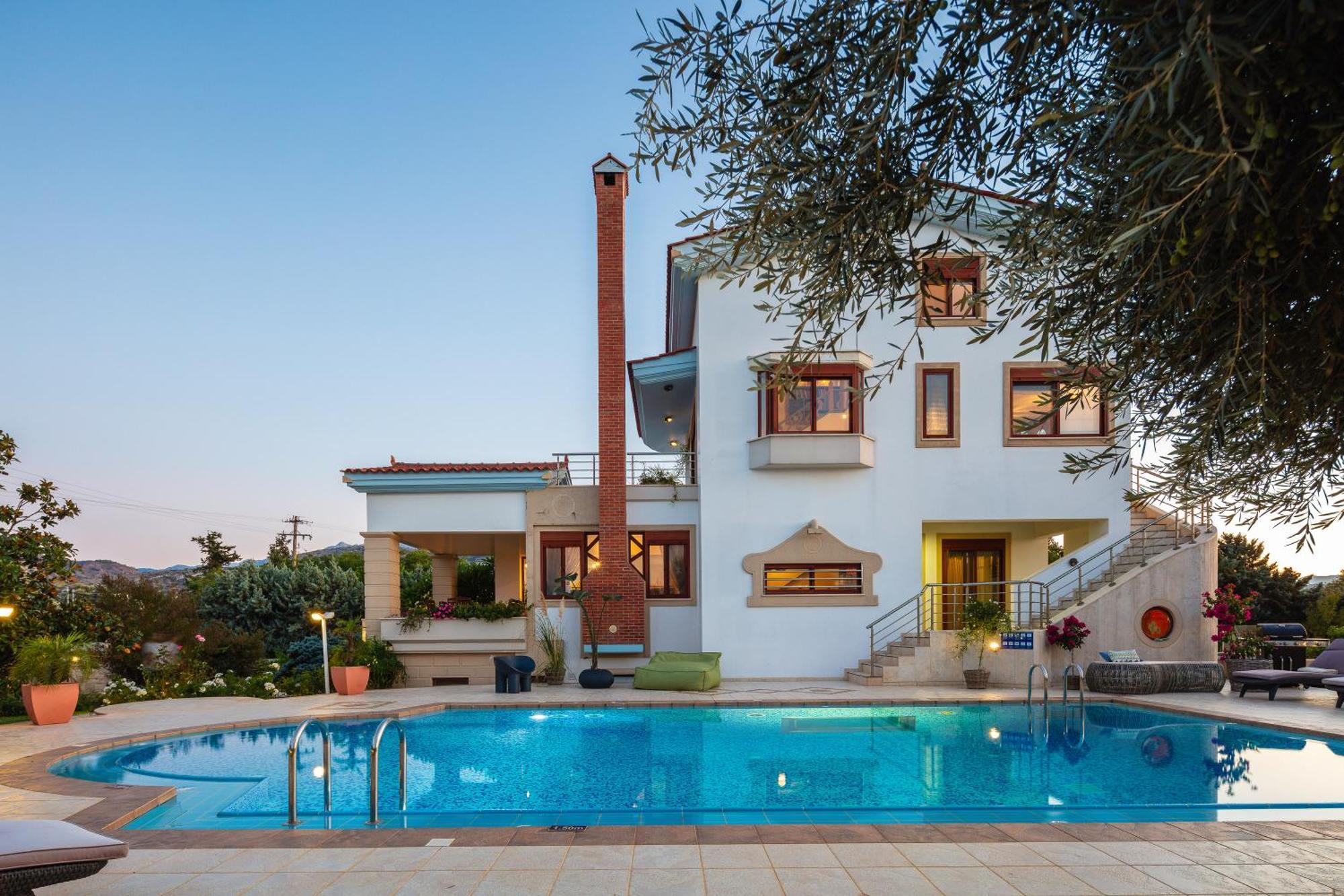 Villa Nikis *