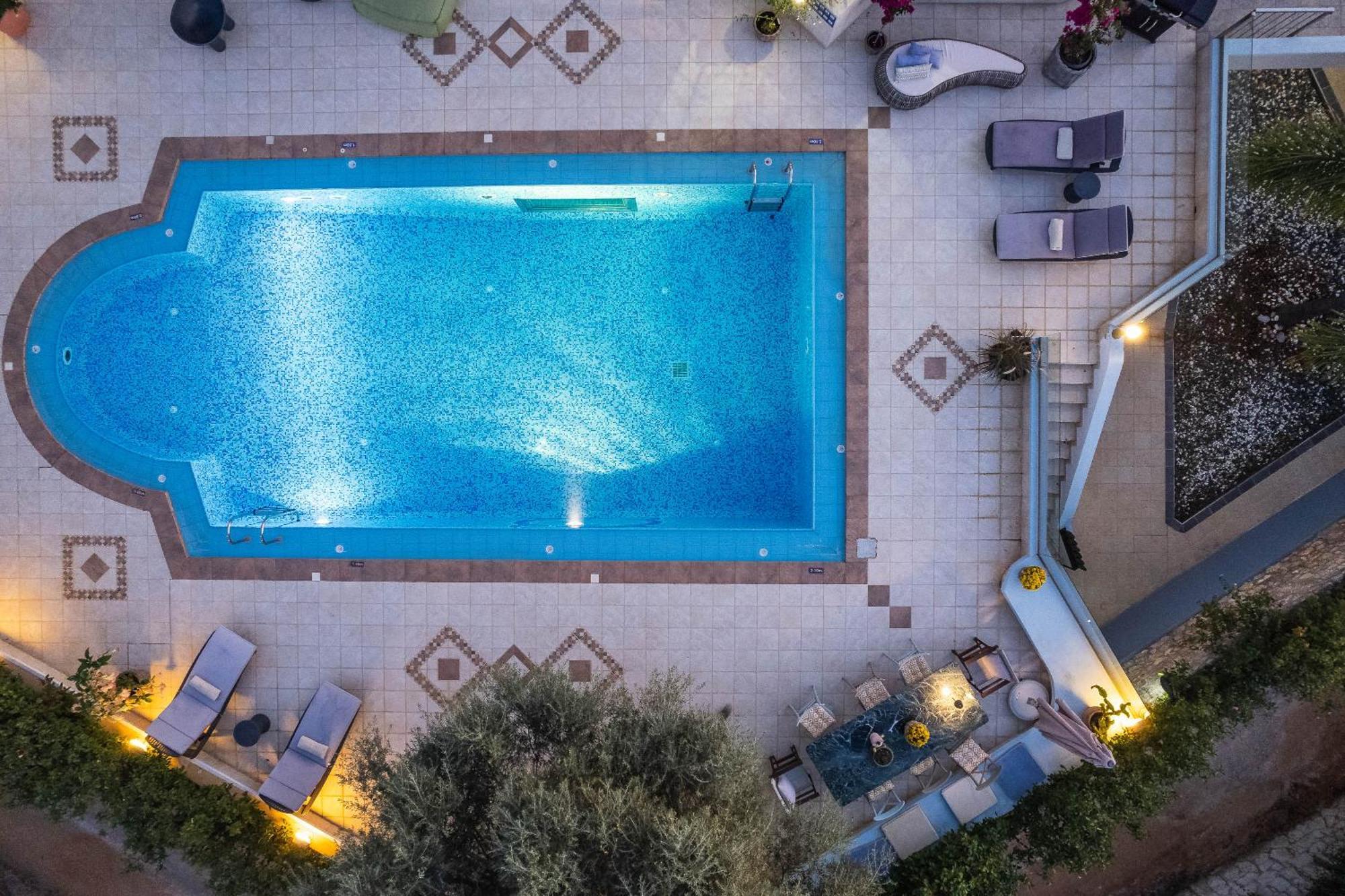 Villa Nikis