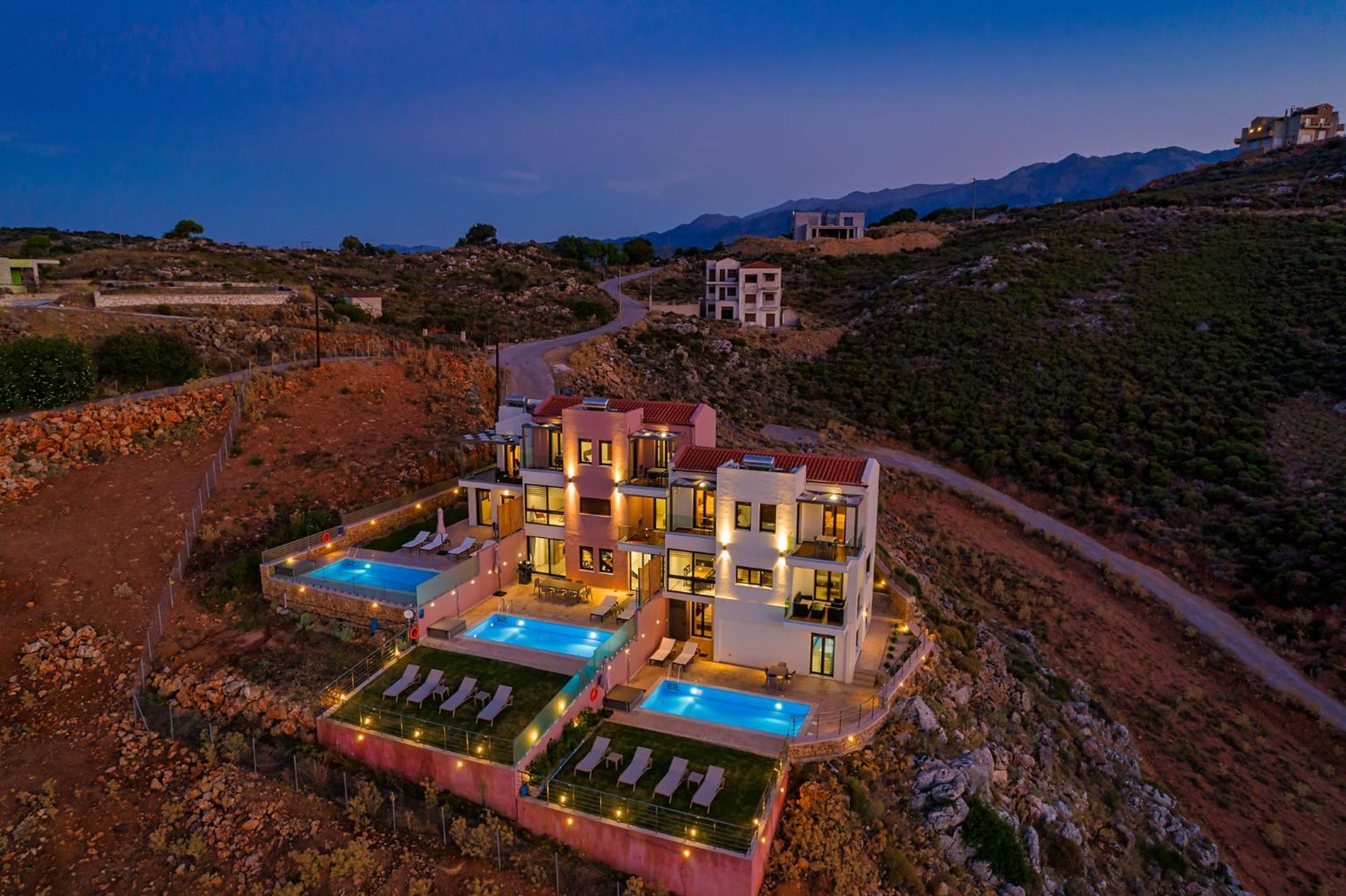 Mari Chania, With Private Ecologic Pool And Amazing View!
